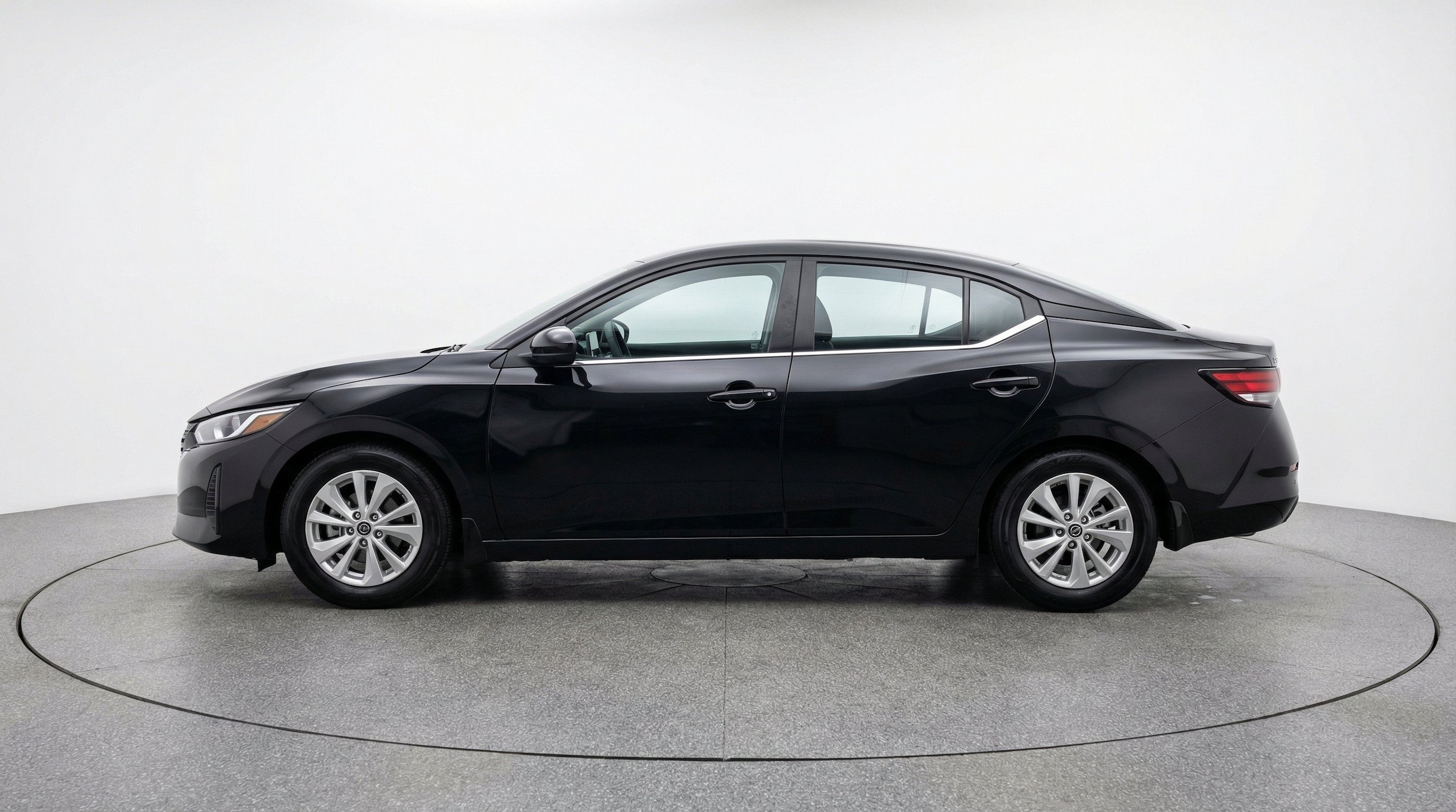 Thumbnail: 2025 Nissan Sentra - 5