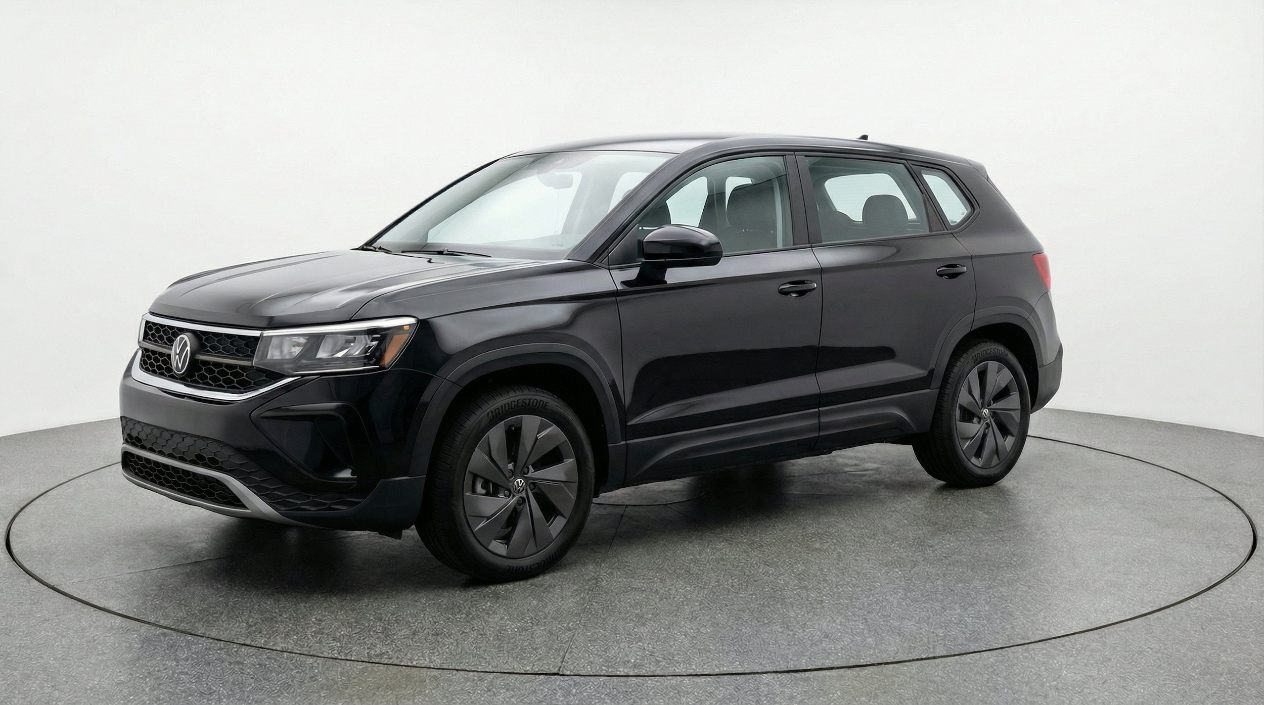 Thumbnail: 2026 Volkswagen Taos - 3