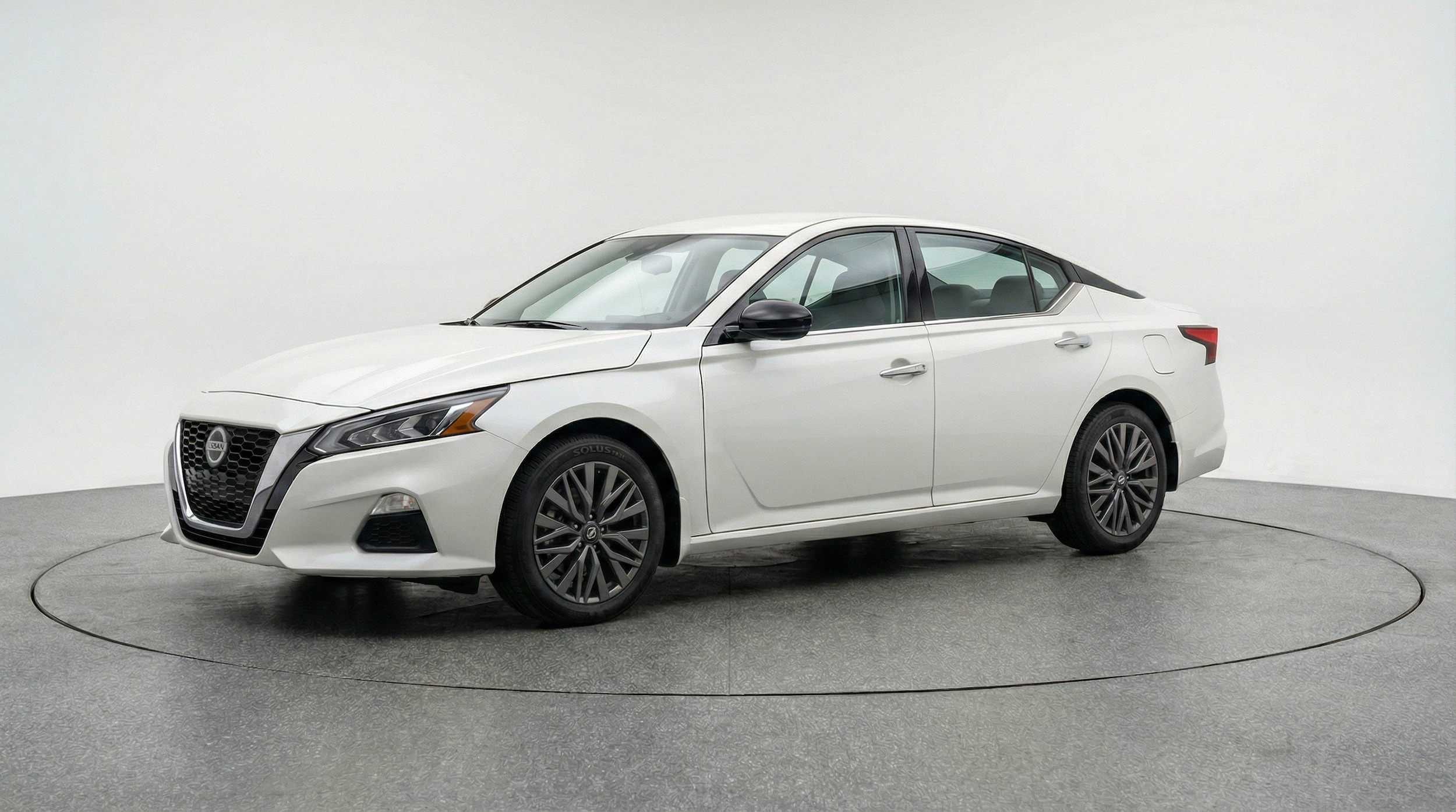 Thumbnail: 2025 Nissan Altima - 3