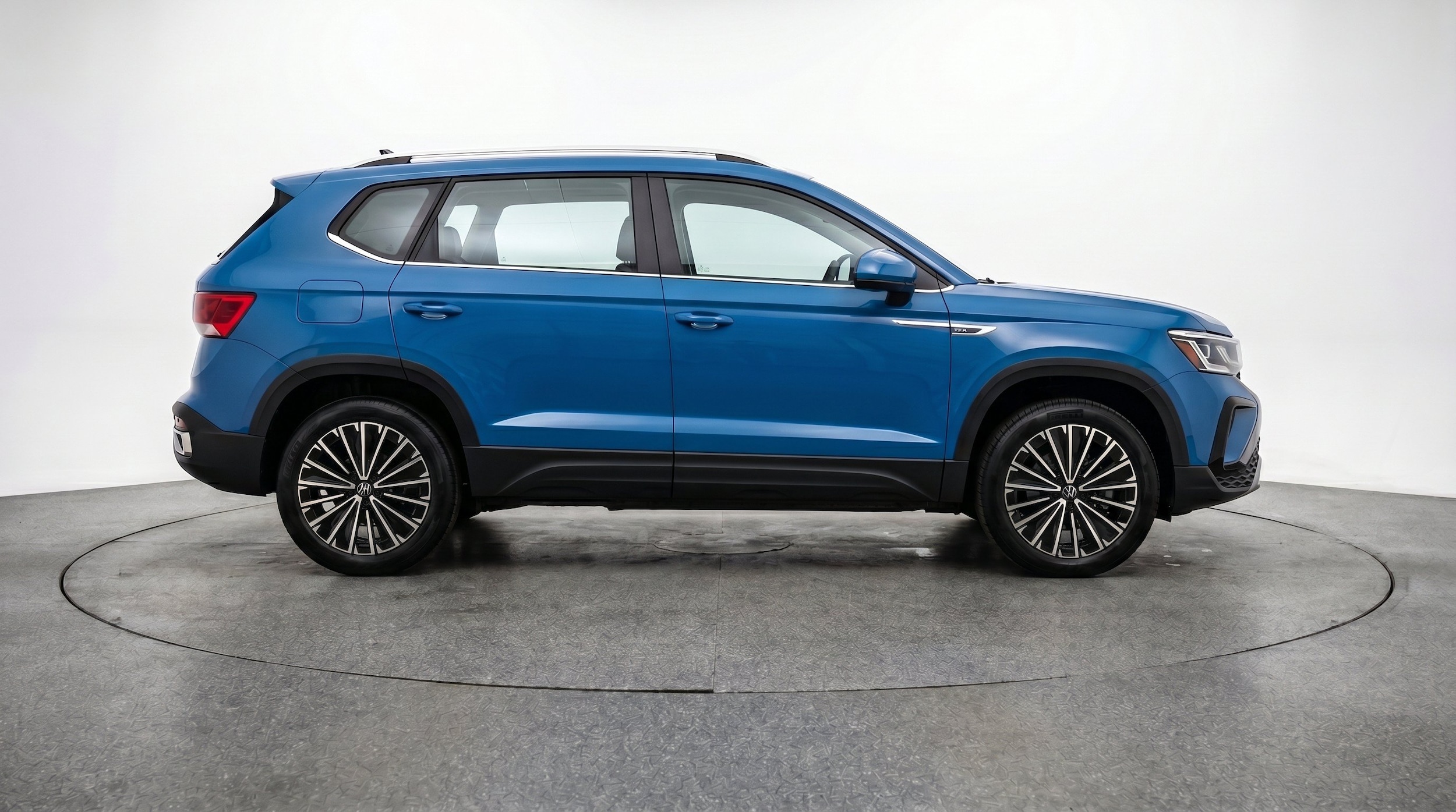 Thumbnail: 2026 Volkswagen Taos - 11