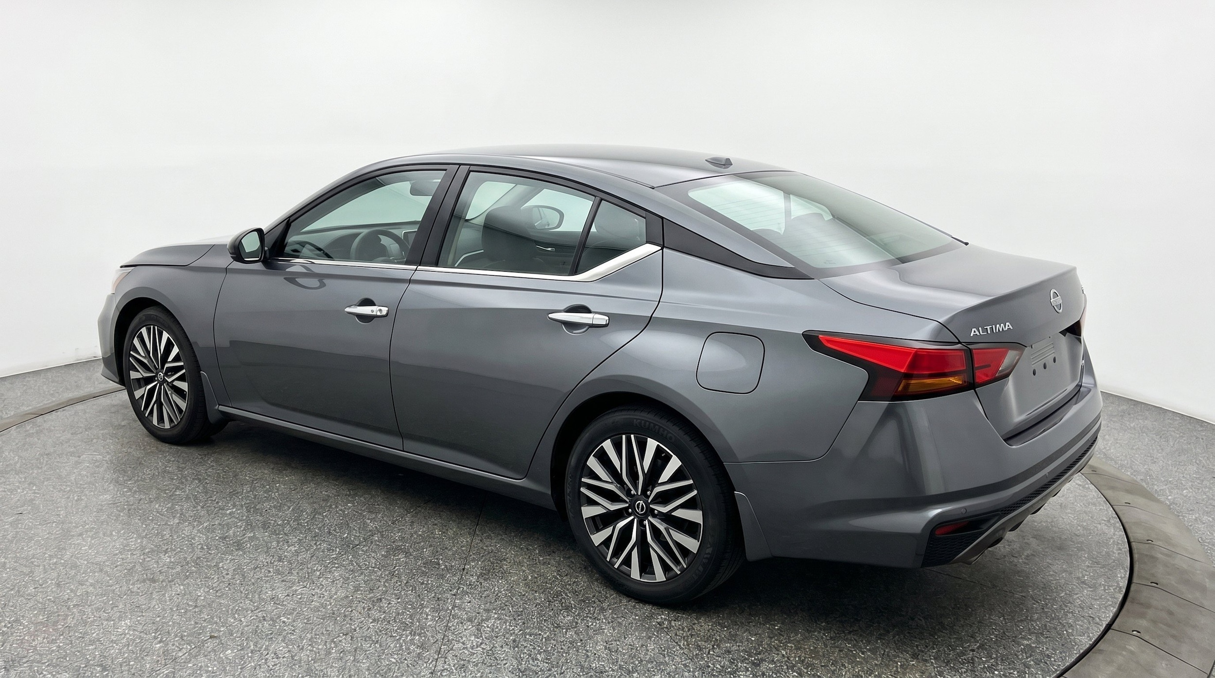 Thumbnail: 2025 Nissan Altima - 6