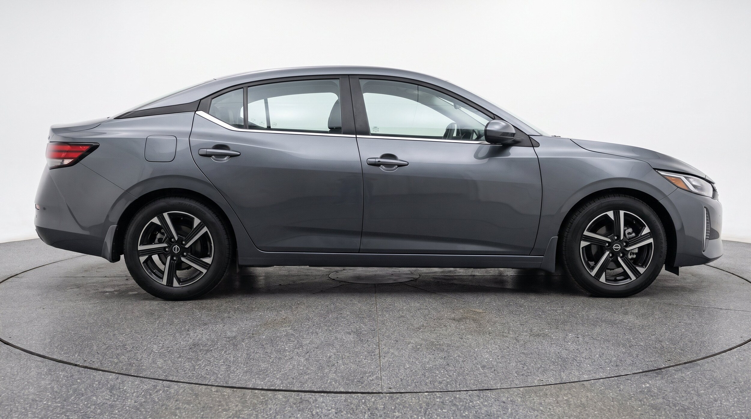 Thumbnail: 2025 Nissan Sentra - 10