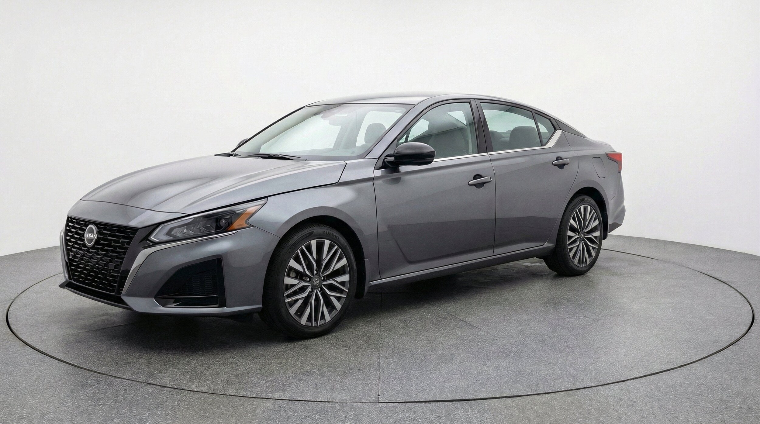 Thumbnail: 2025 Nissan Altima - 3