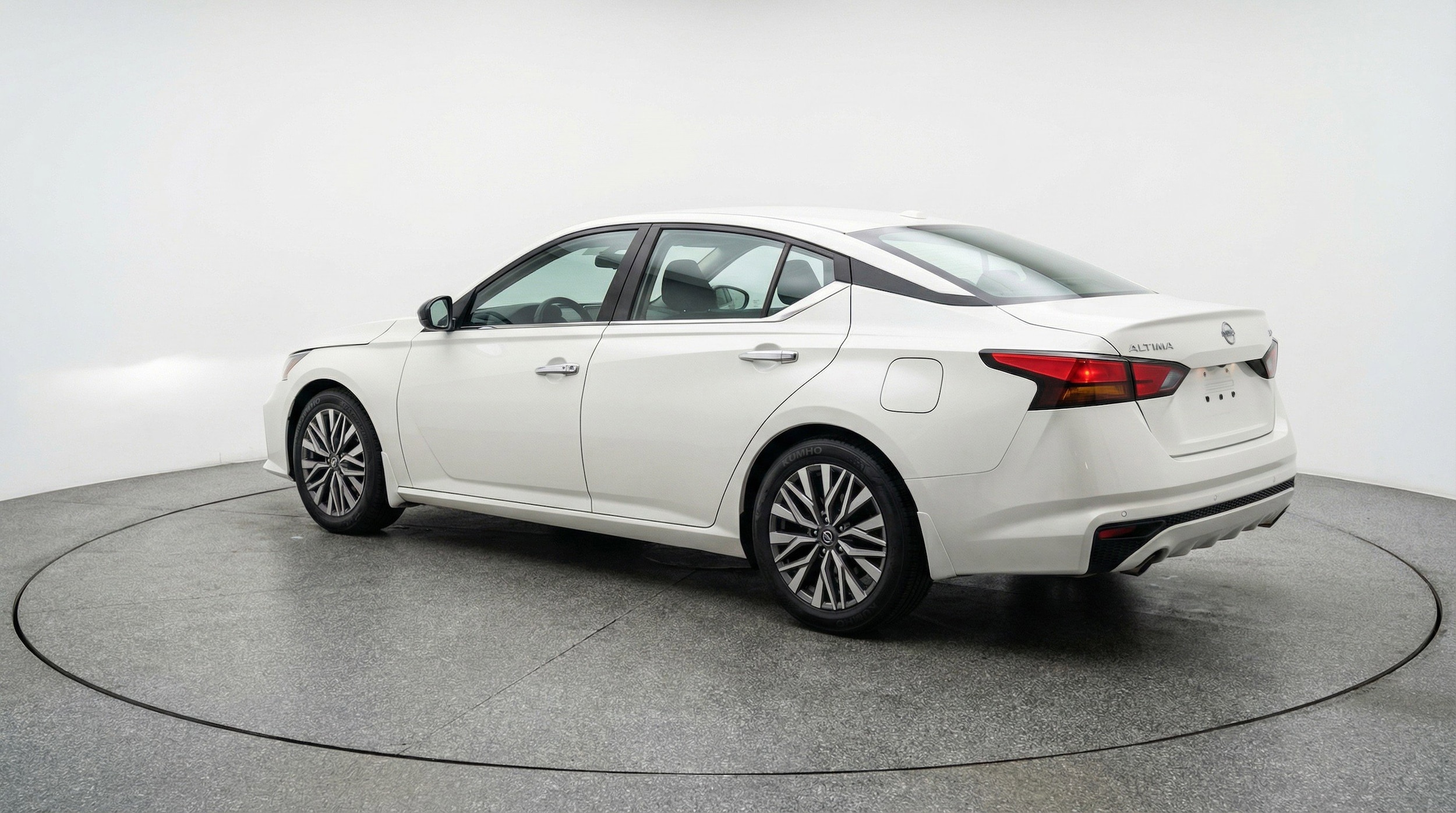 Thumbnail: 2025 Nissan Altima - 6