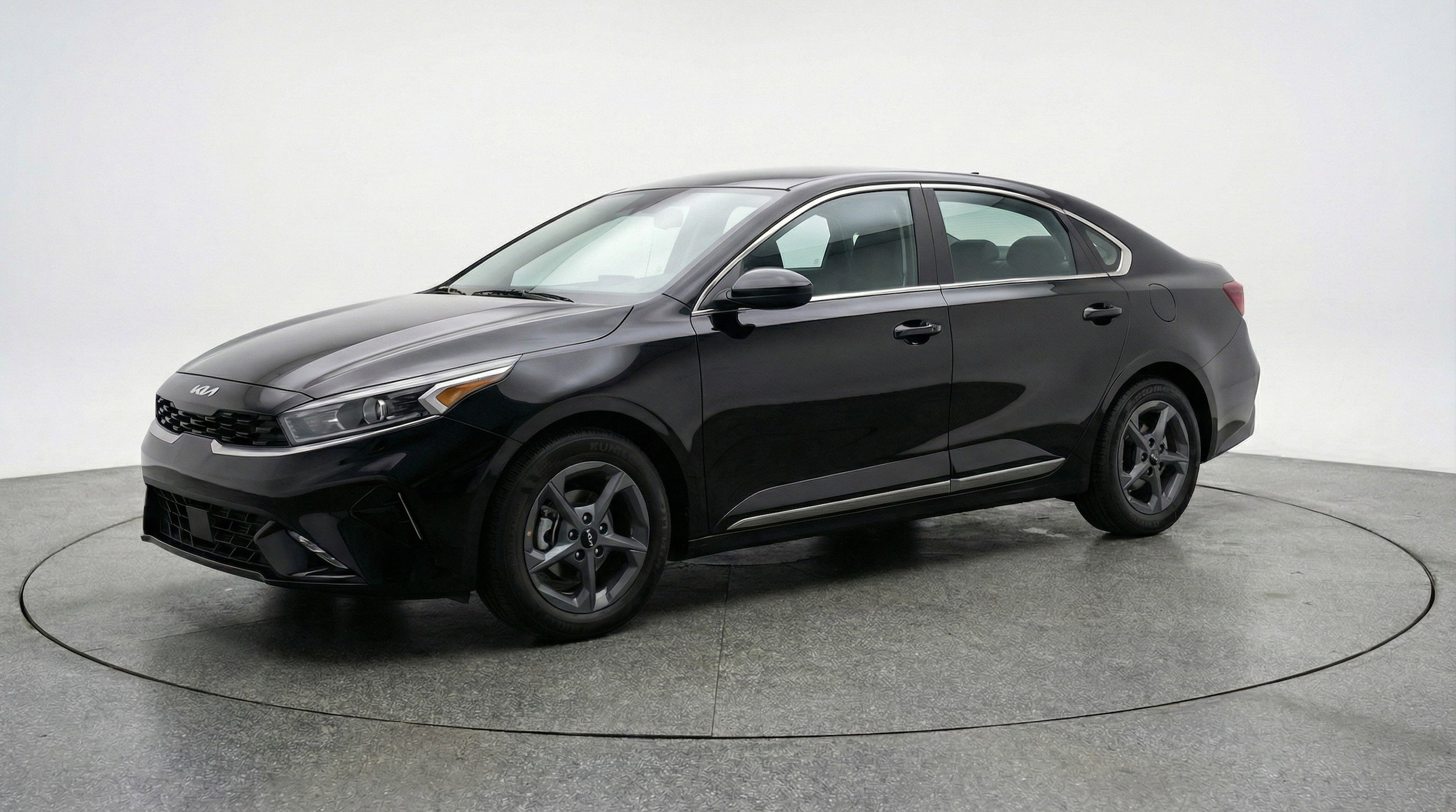 Thumbnail: 2025 Kia K4 - 3
