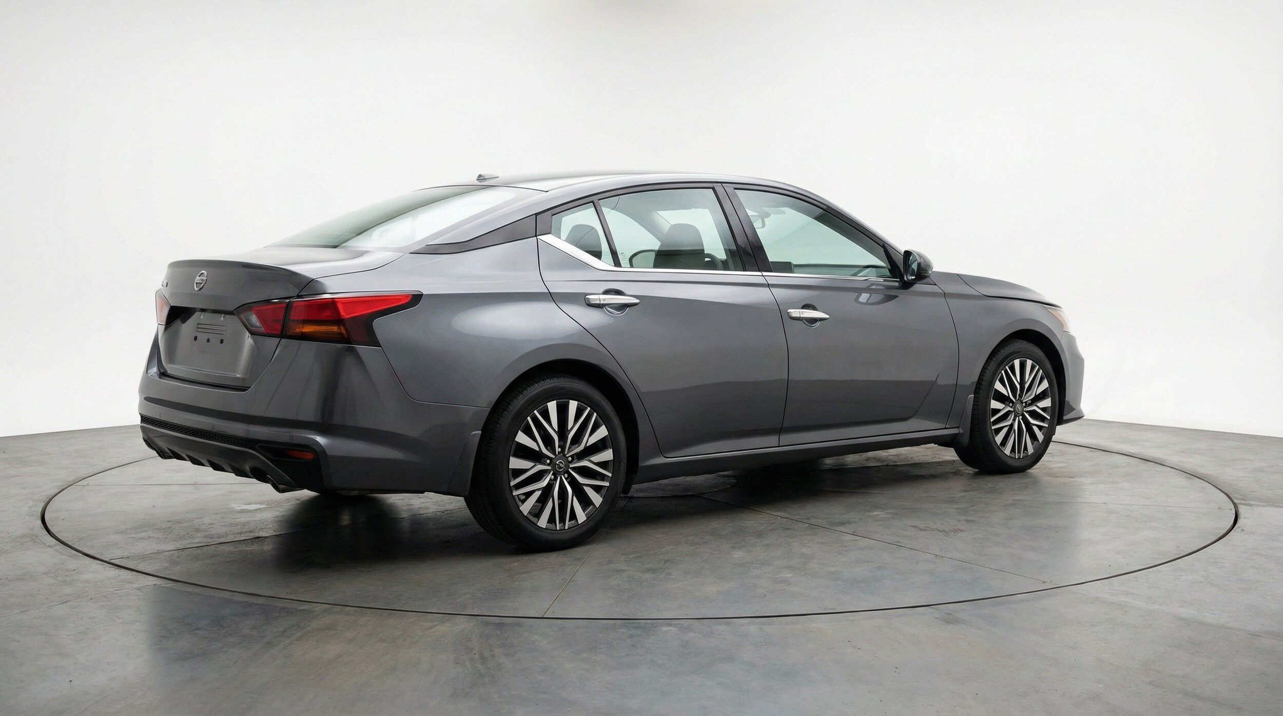 Thumbnail: 2025 Nissan Altima - 9