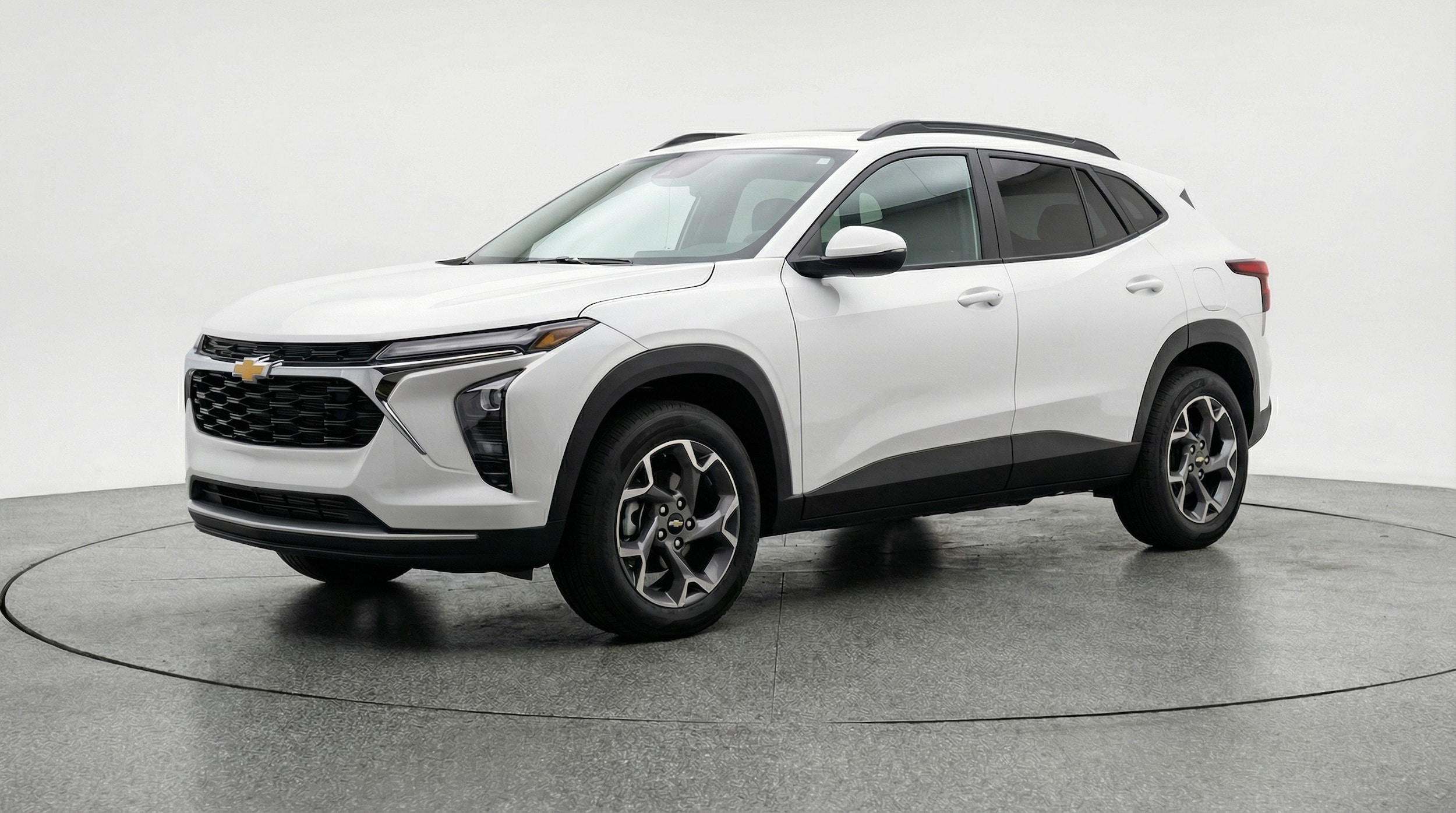 Thumbnail: 2025 Chevrolet Trax - 3