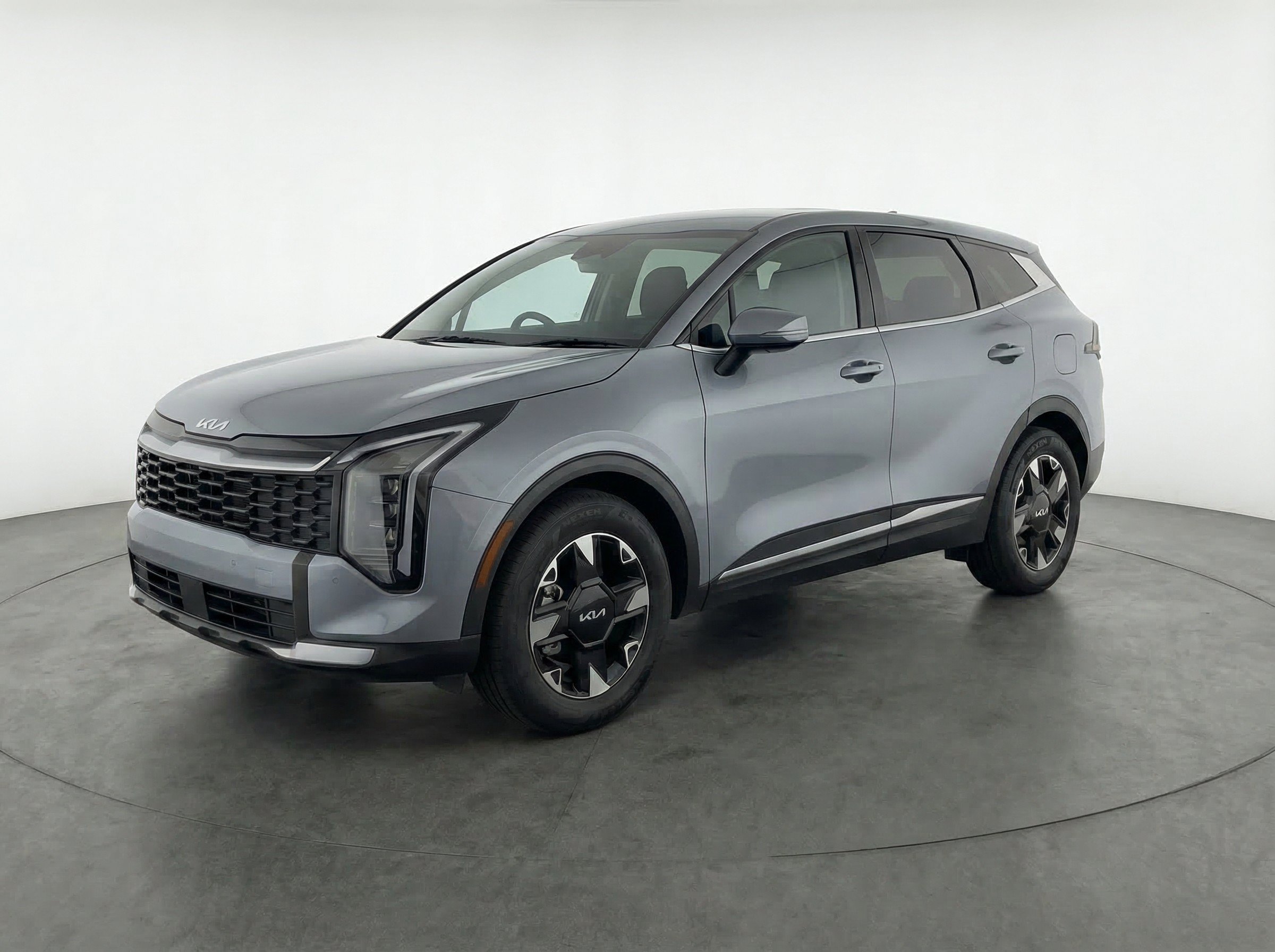 Thumbnail: 2026 Kia Sportage - 3