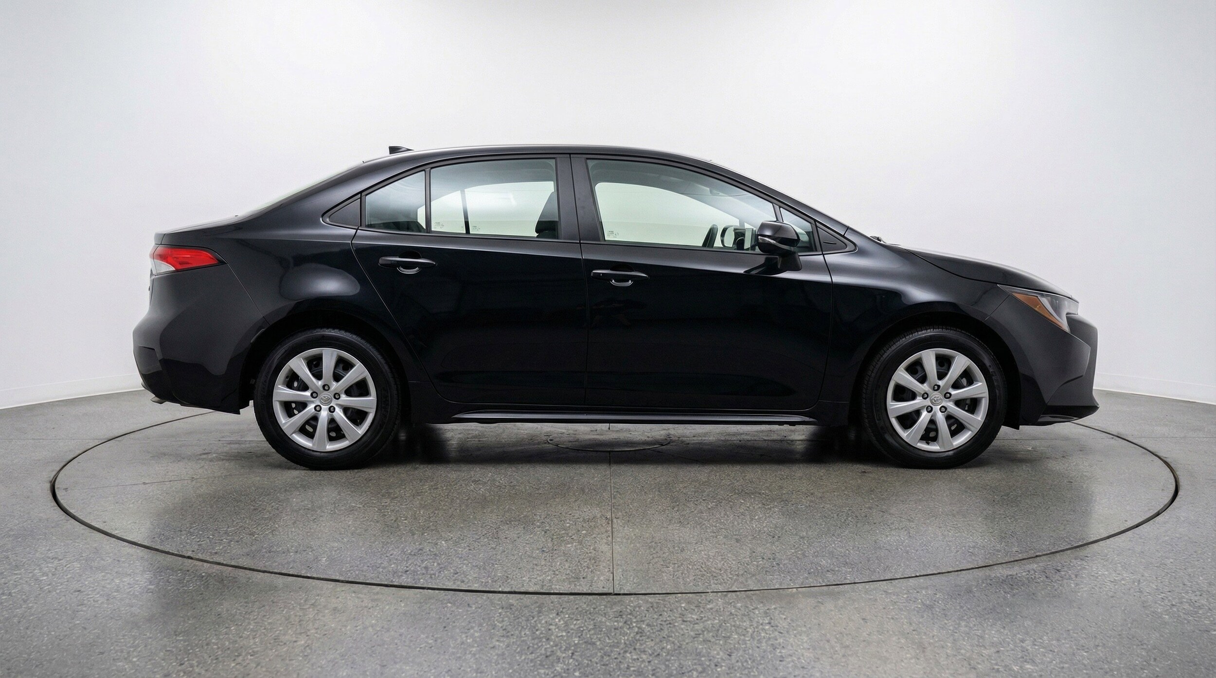 Thumbnail: 2025 Toyota Corolla - 11