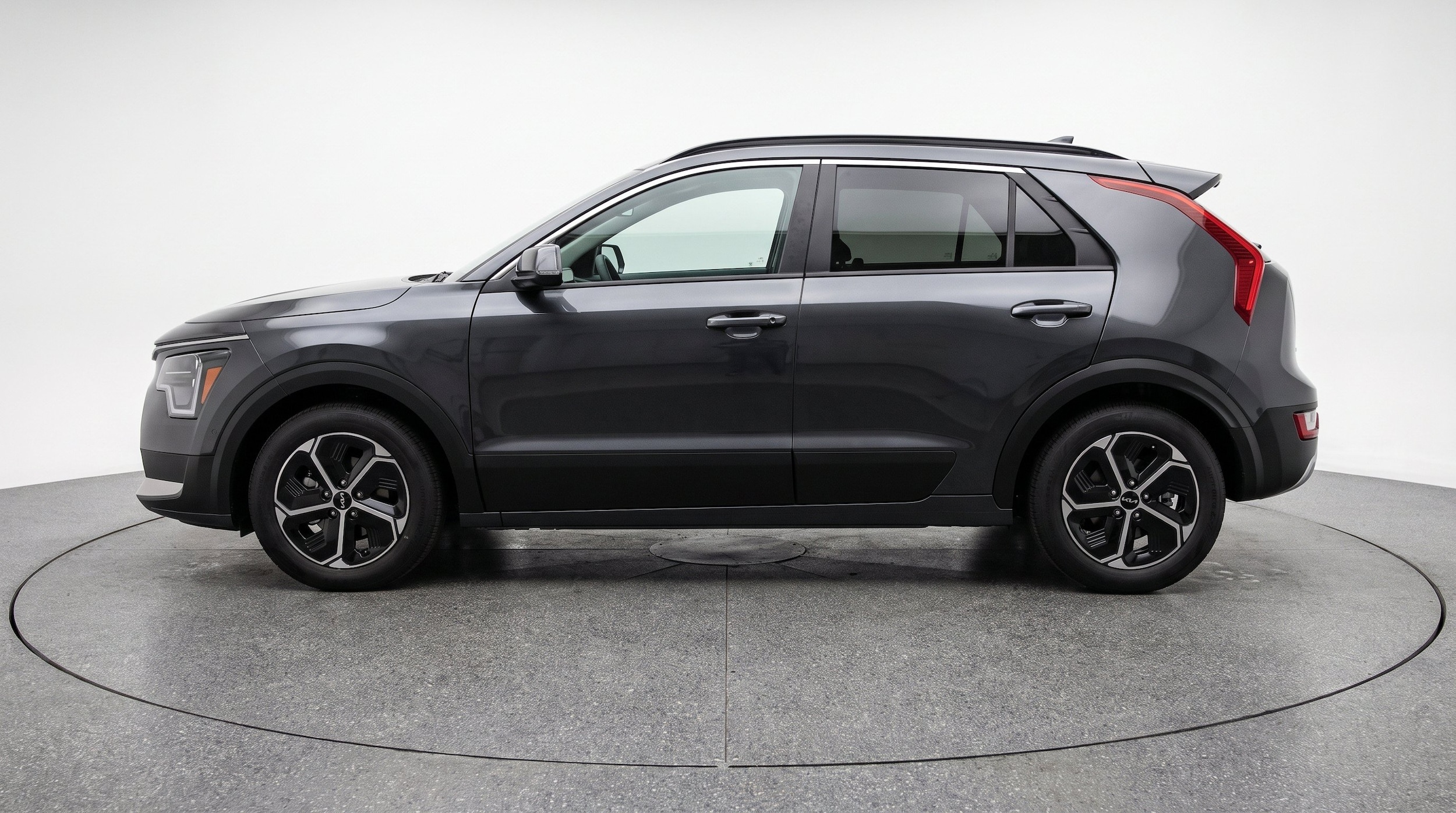 Thumbnail: 2026 Kia Niro - 5