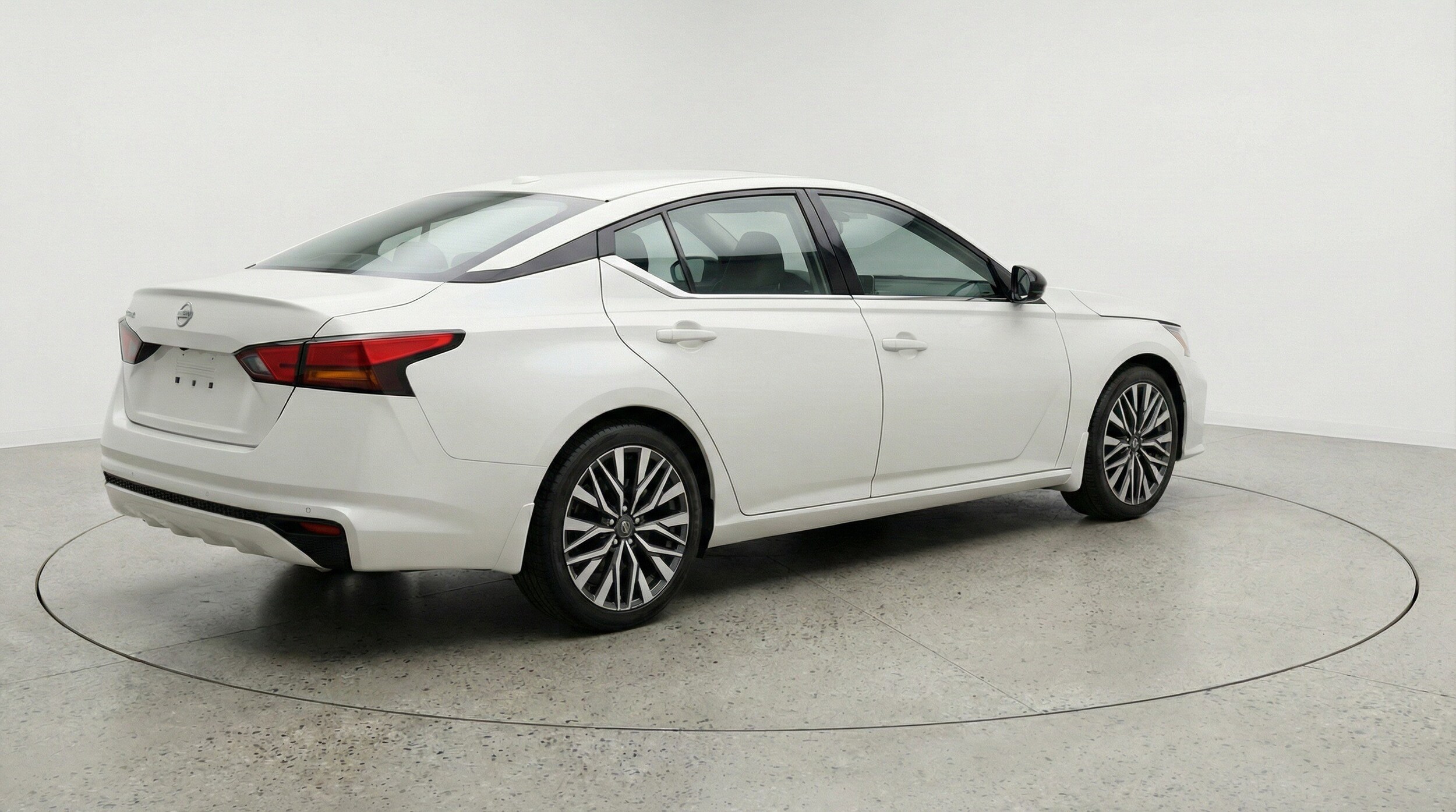 Thumbnail: 2025 Nissan Altima - 9