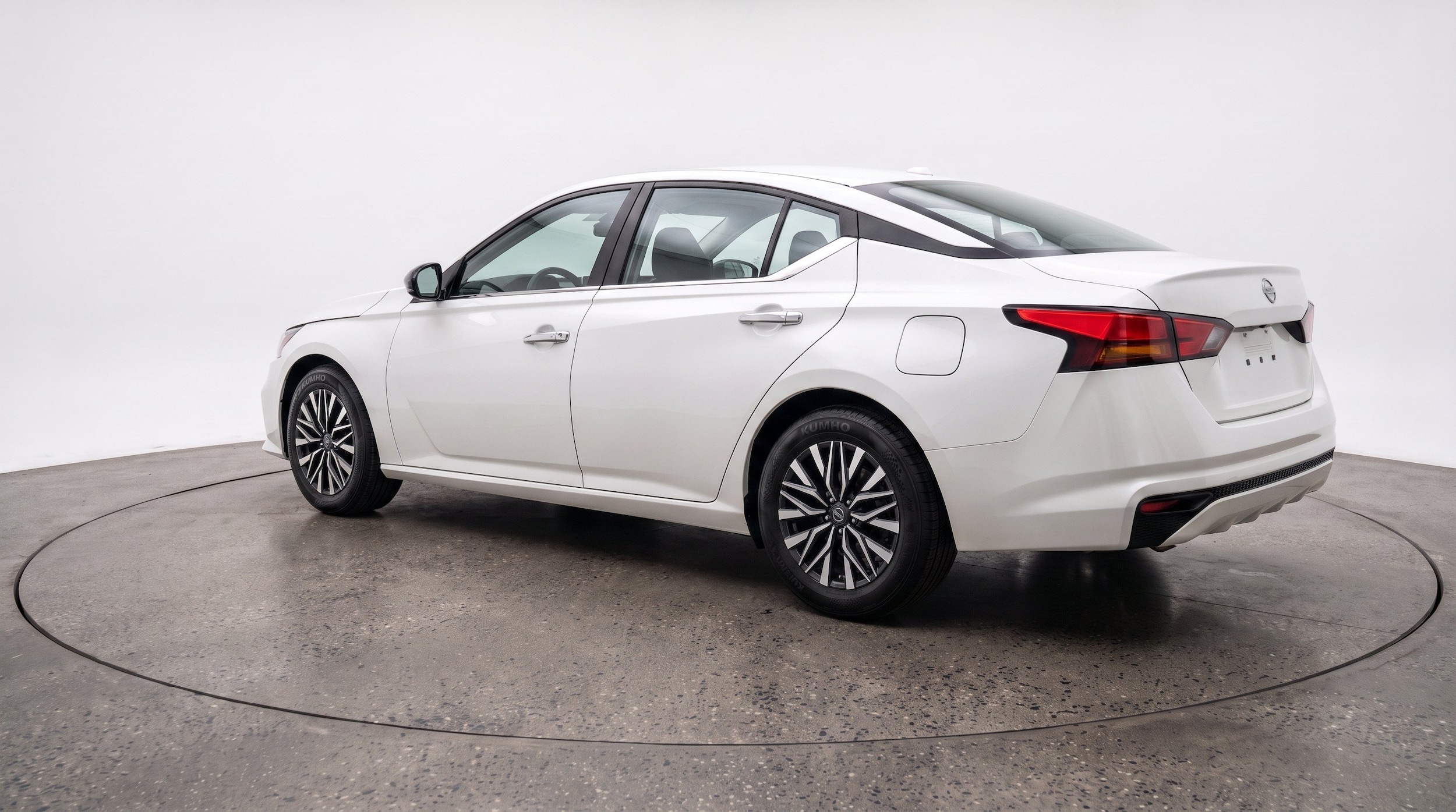 Thumbnail: 2025 Nissan Altima - 6