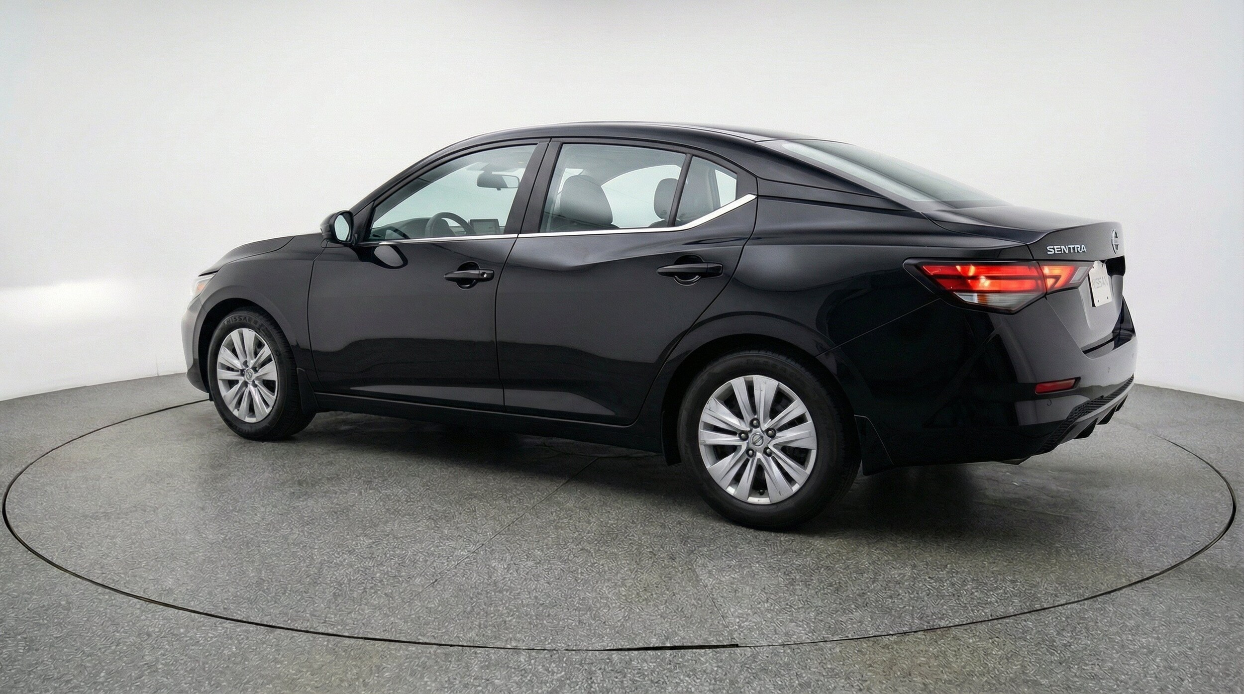 Thumbnail: 2025 Nissan Sentra - 6