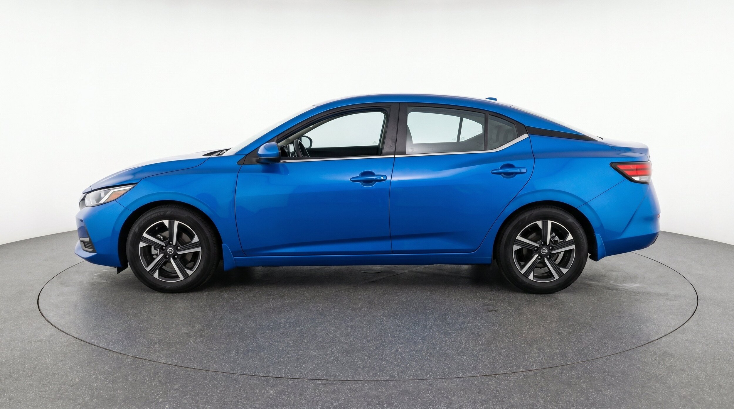 Thumbnail: 2025 Nissan Sentra - 5