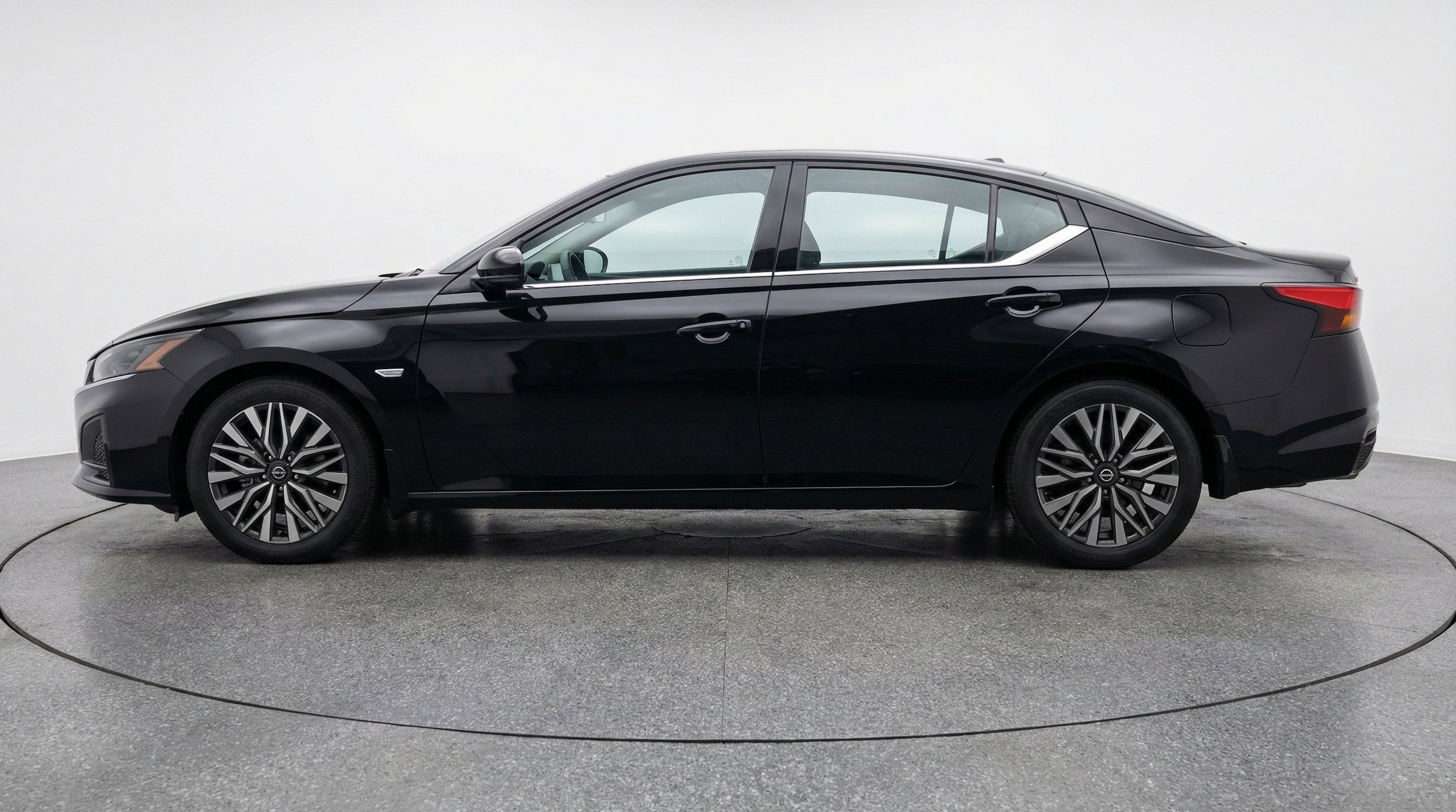 Thumbnail: 2026 Nissan Altima - 5