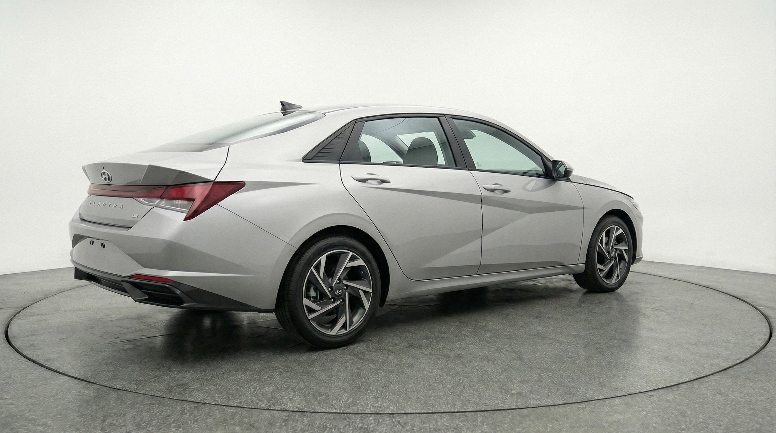 Thumbnail: 2025 Hyundai Elantra - 9