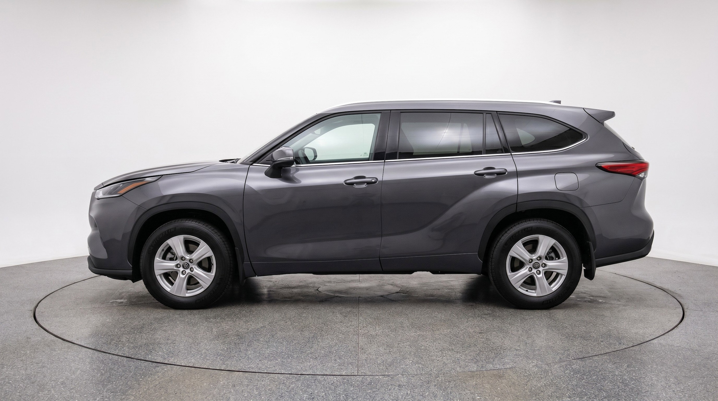 Thumbnail: 2025 Toyota Highlander - 5