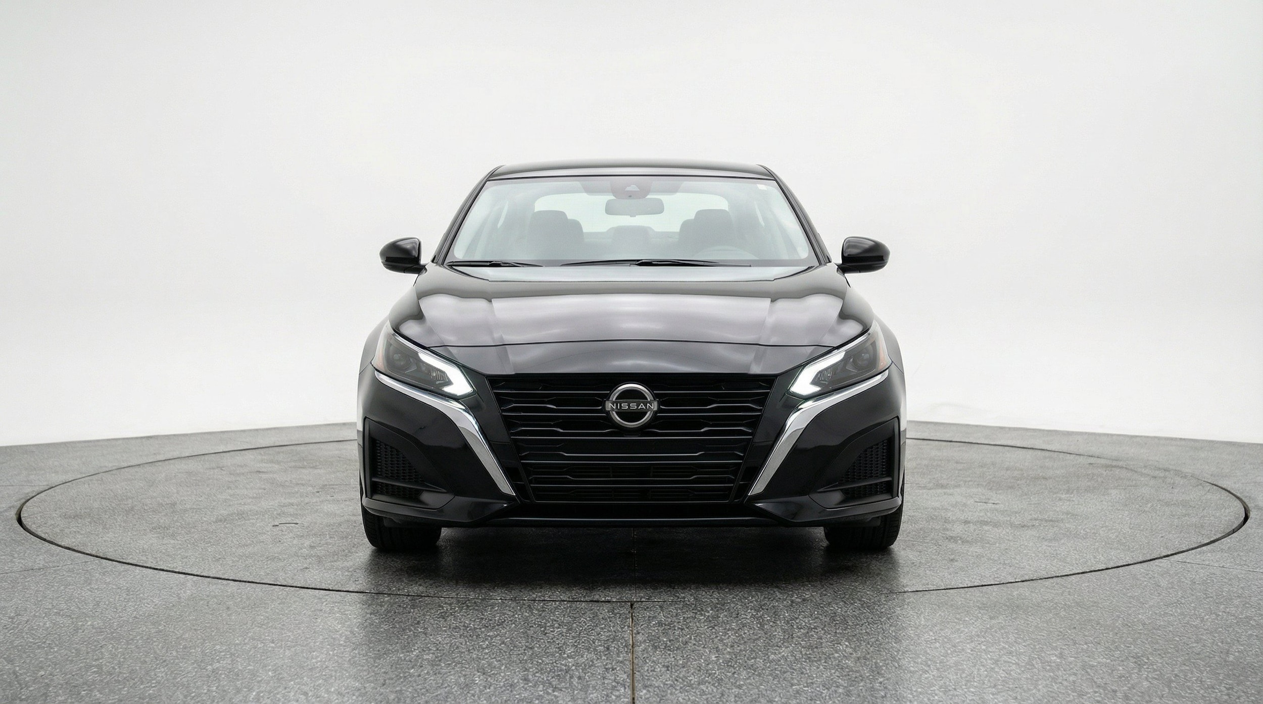 Thumbnail: 2025 Nissan Altima - 2
