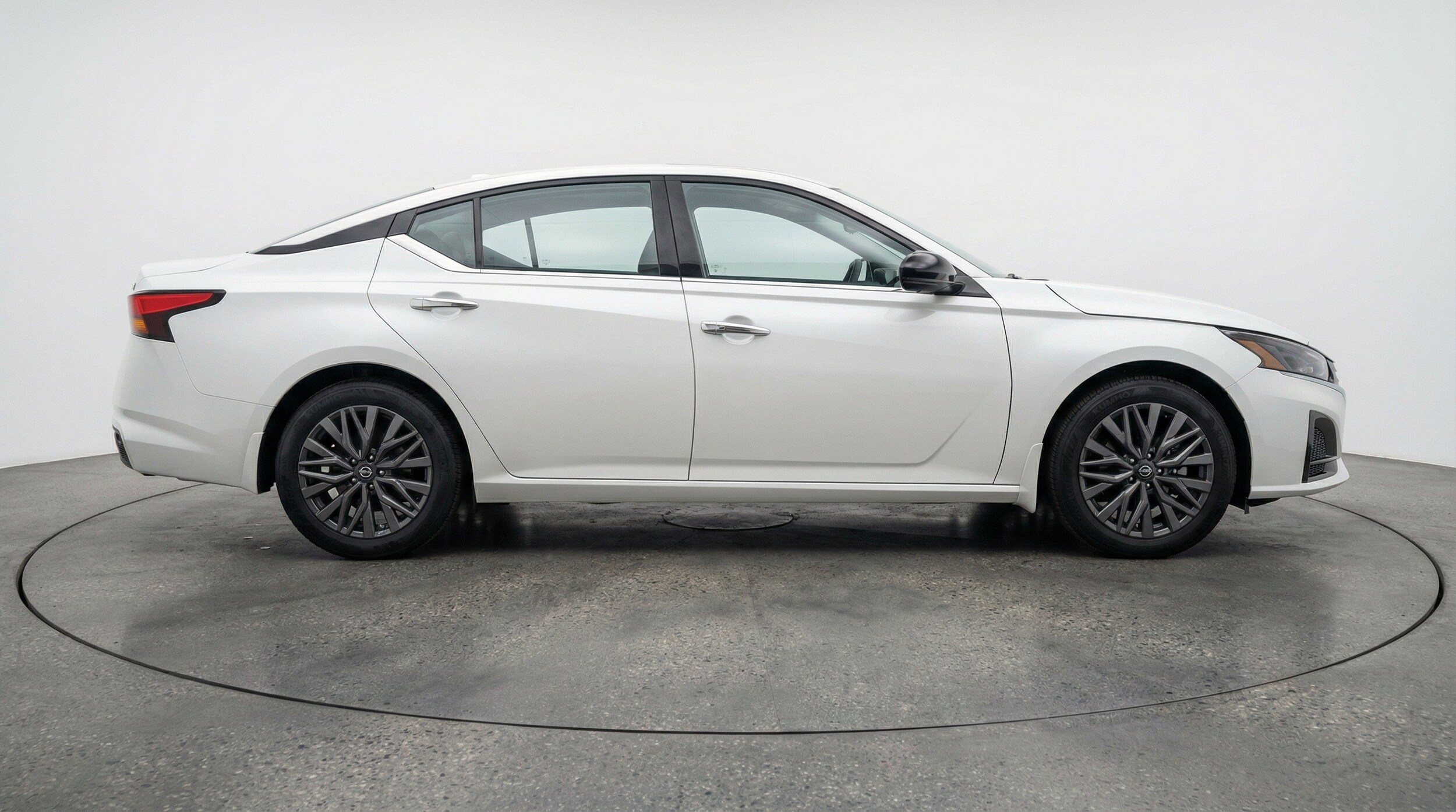 Thumbnail: 2025 Nissan Altima - 11