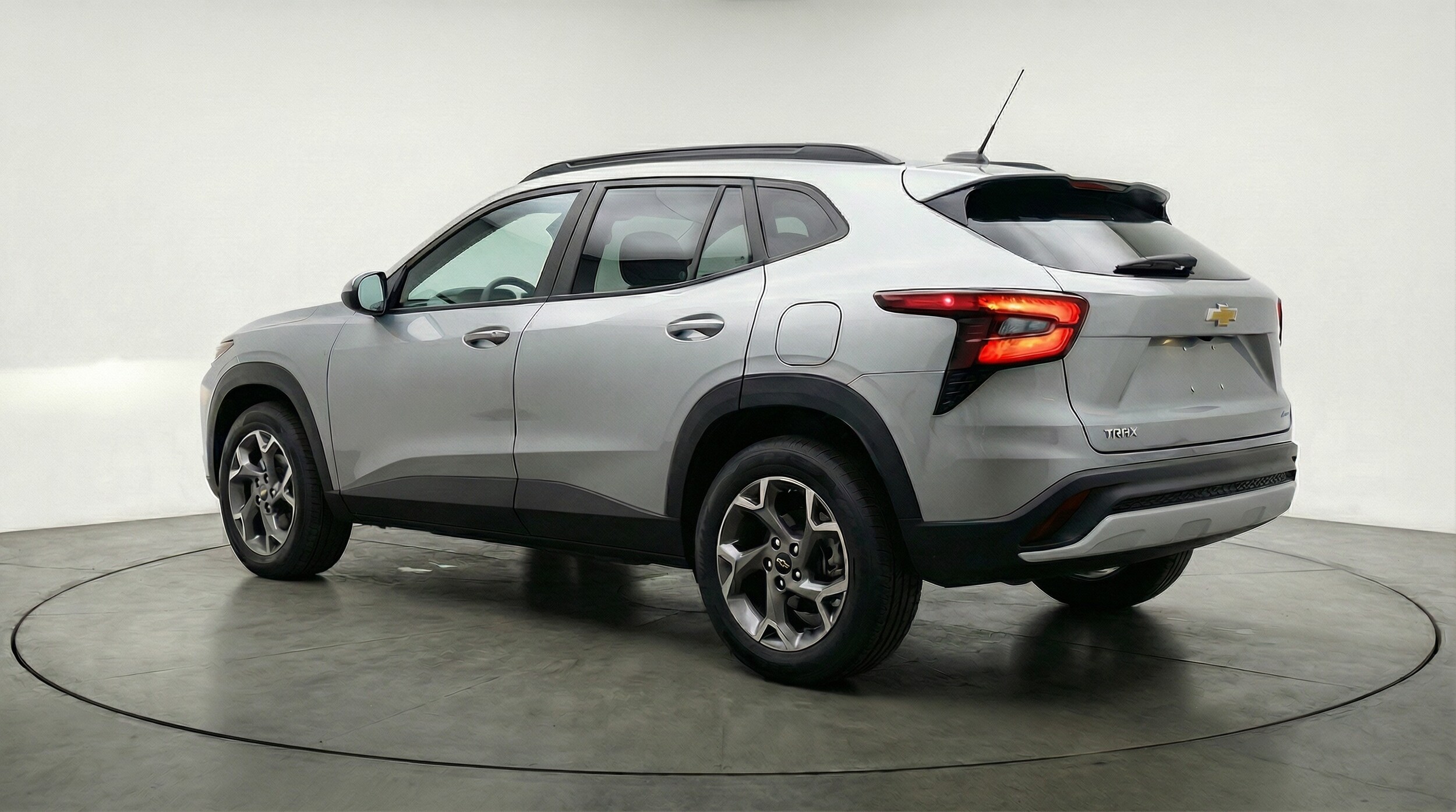 Thumbnail: 2025 Chevrolet Trax - 5