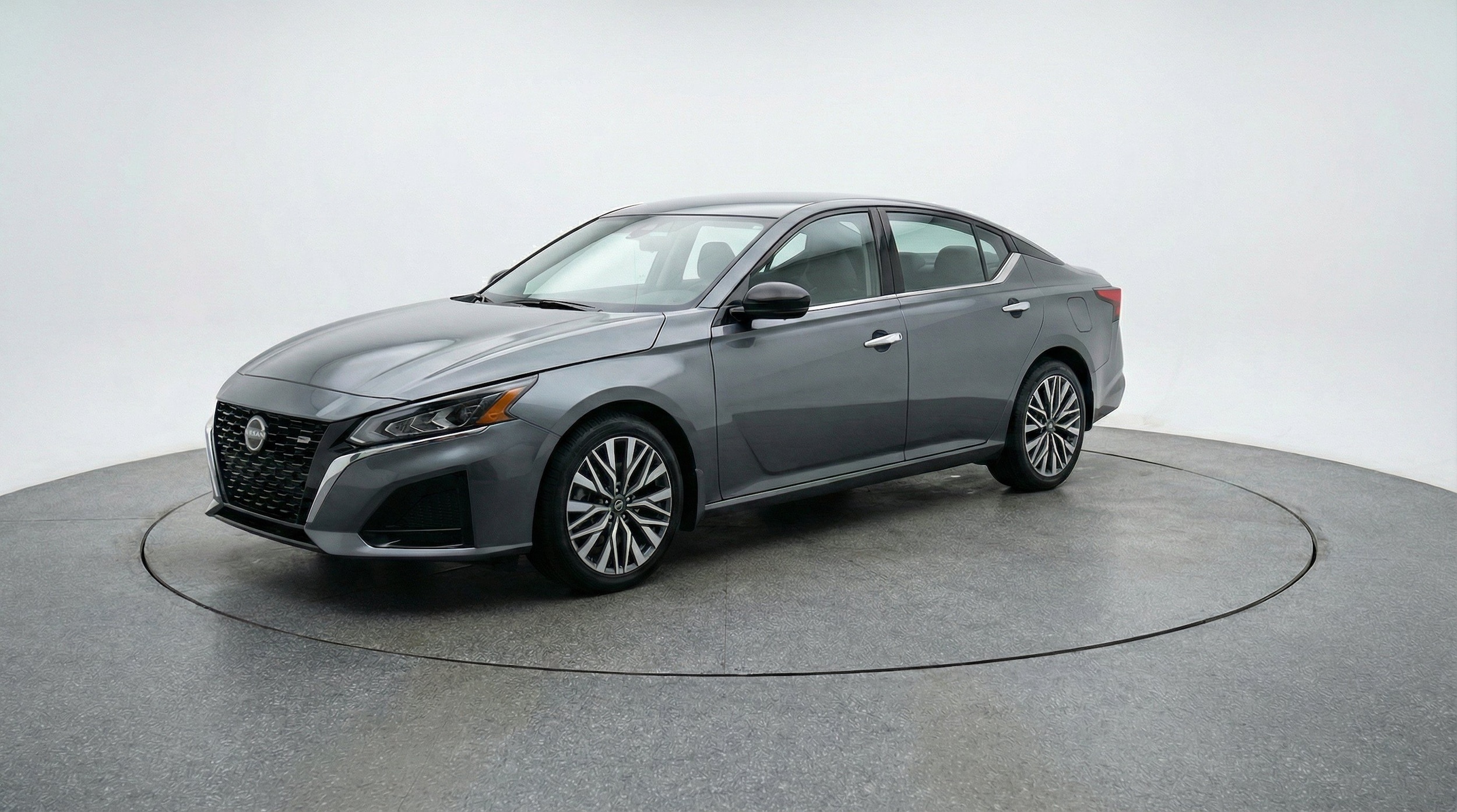 Thumbnail: 2025 Nissan Altima - 3