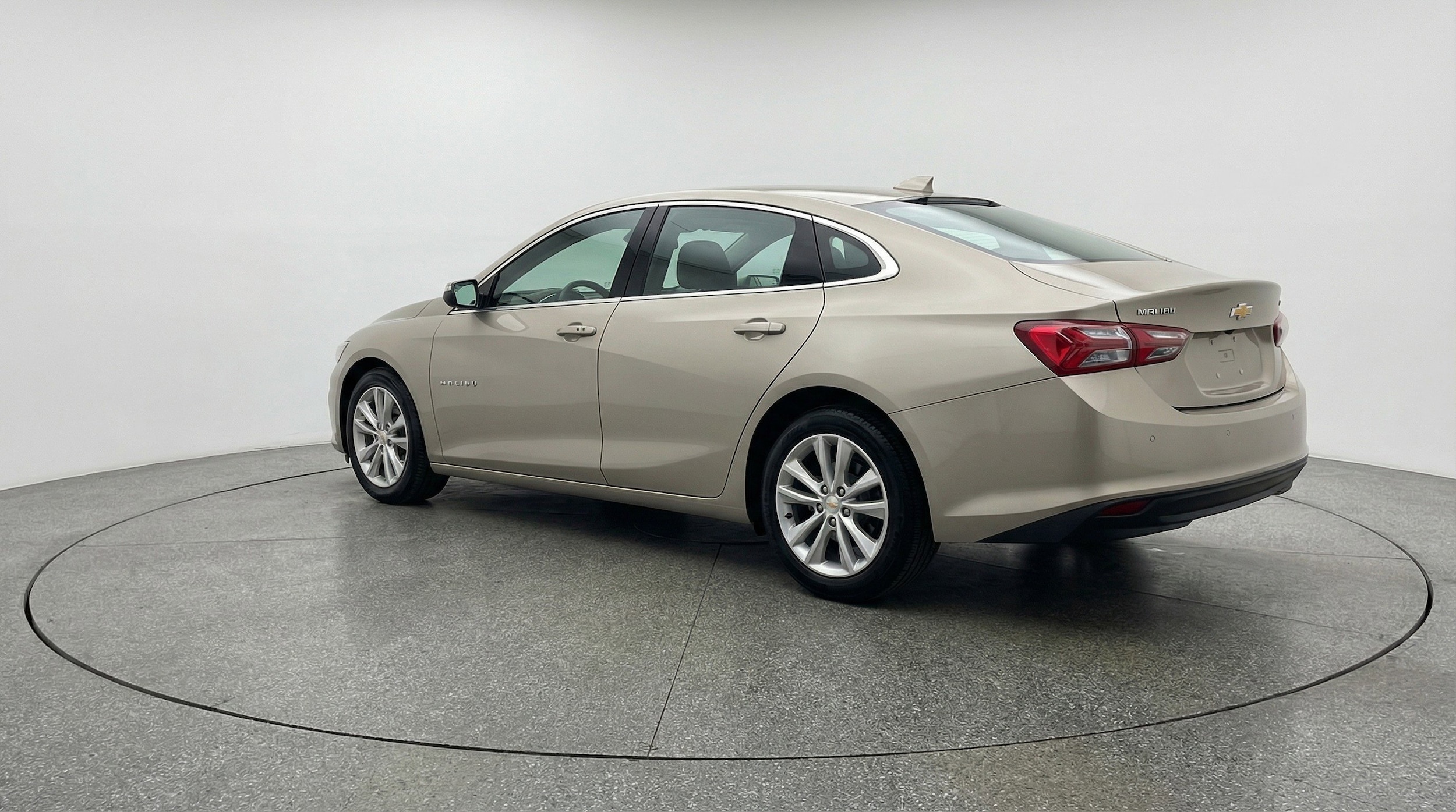 Thumbnail: 2023 Chevrolet Malibu - 6