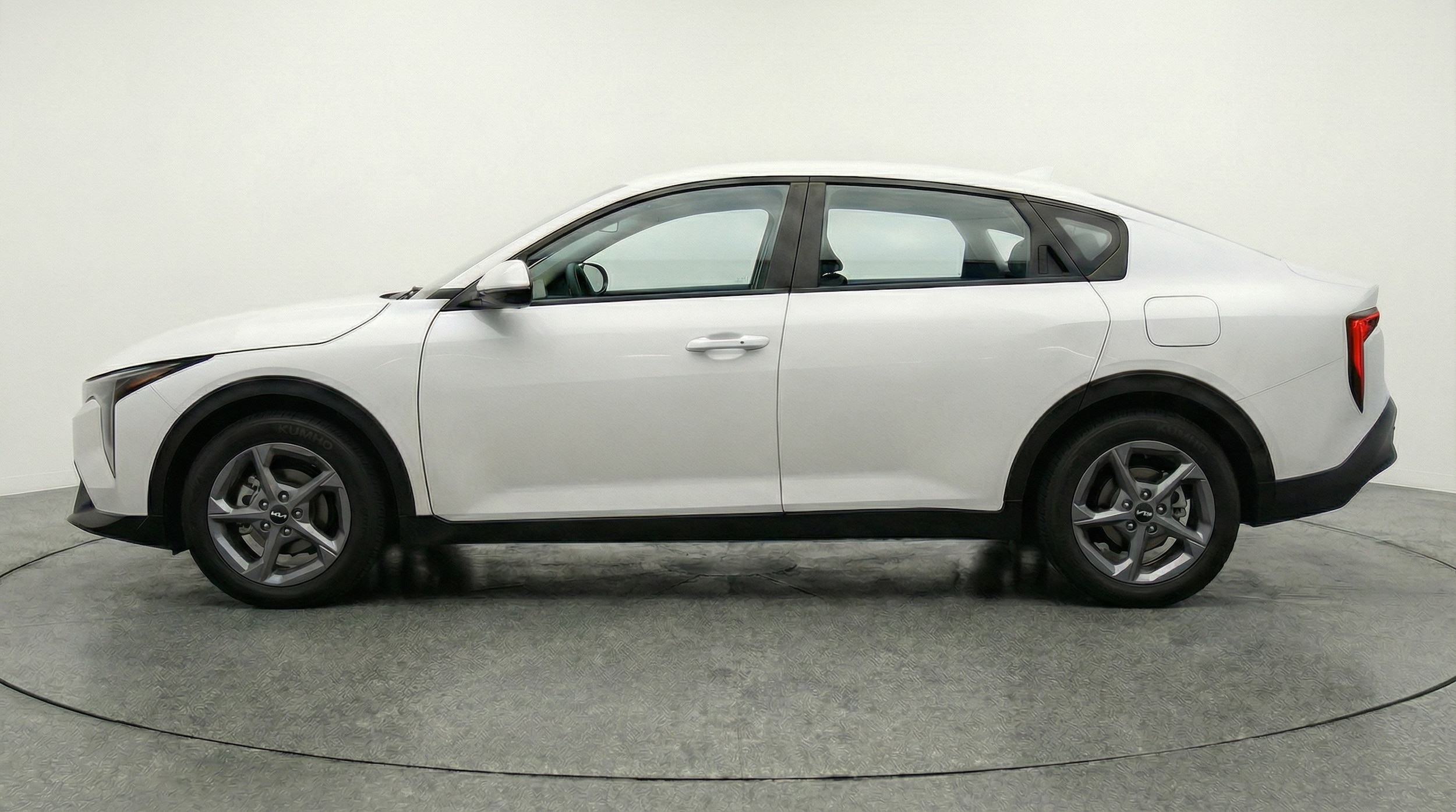 Thumbnail: 2025 Kia K4 - 4