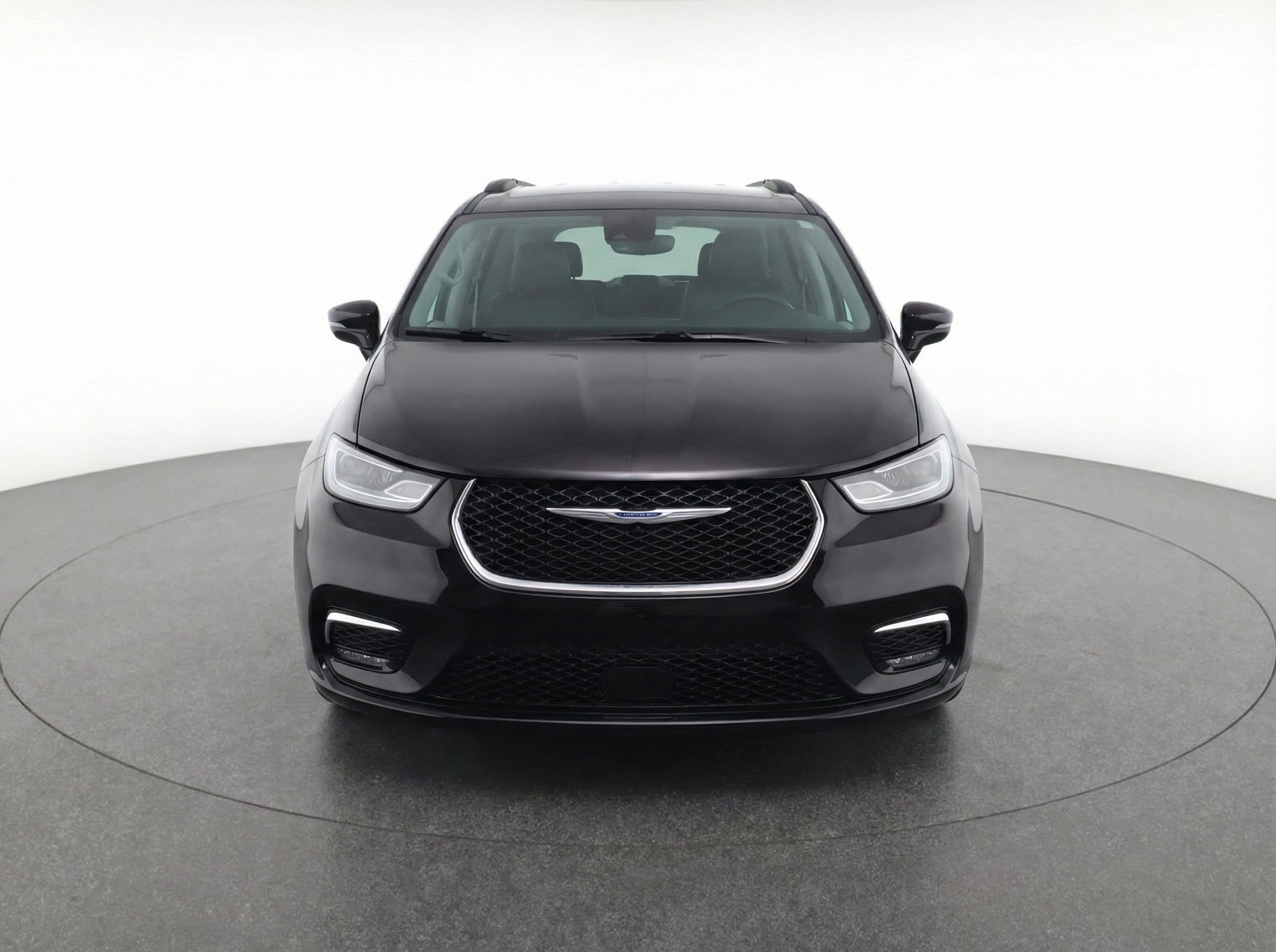 Thumbnail: 2024 Chrysler Pacifica - 2