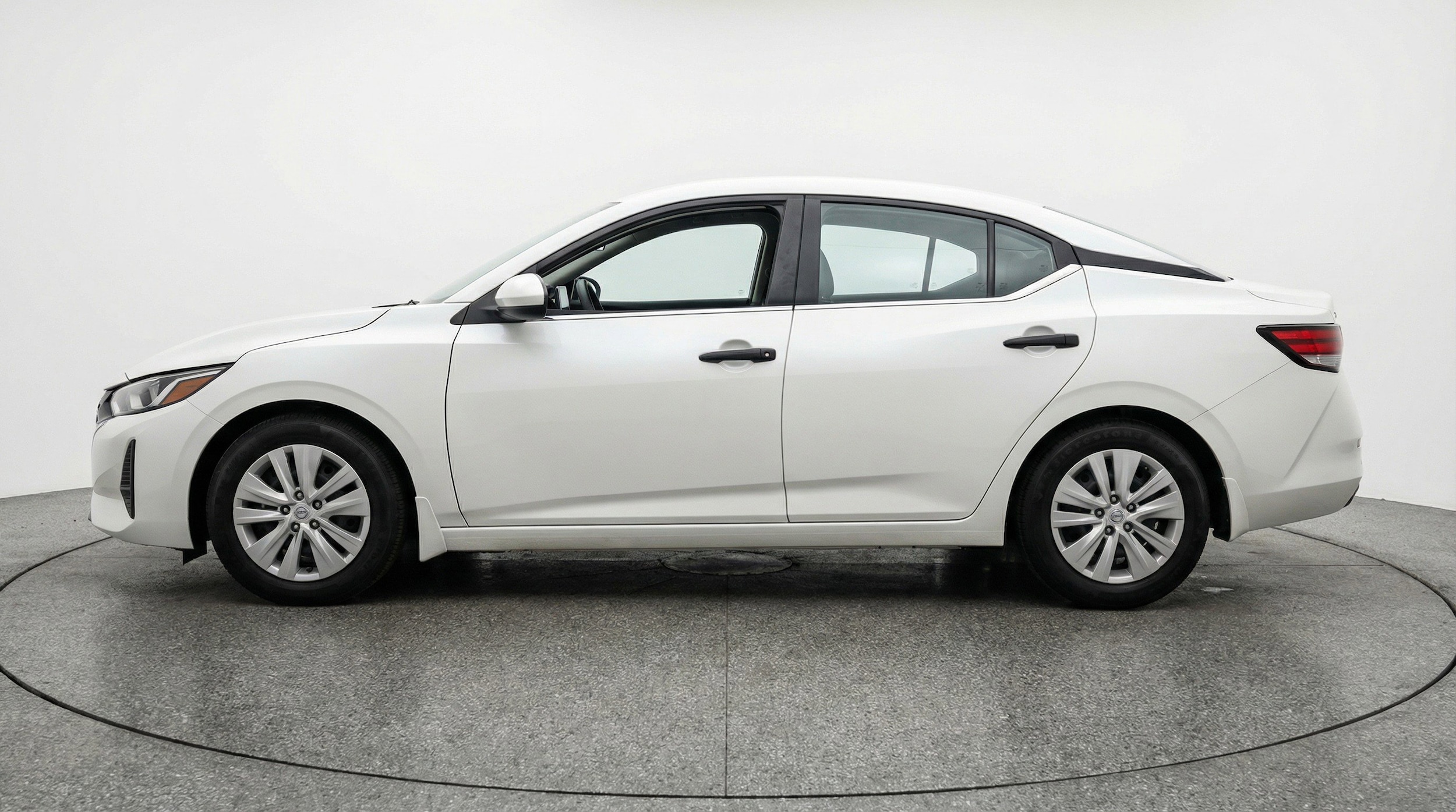 Thumbnail: 2025 Nissan Sentra - 5