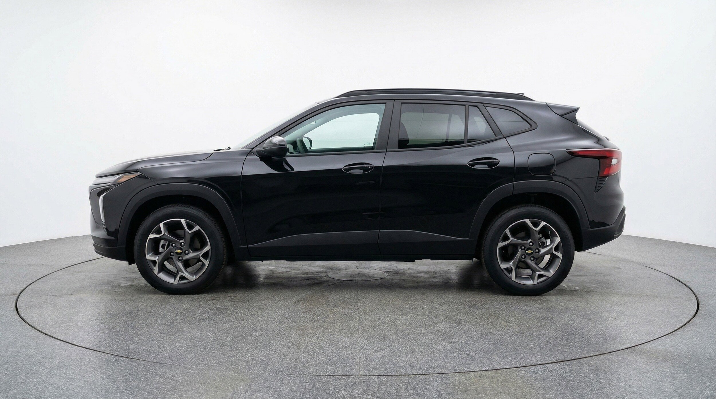 Thumbnail: 2025 Chevrolet Trax - 5