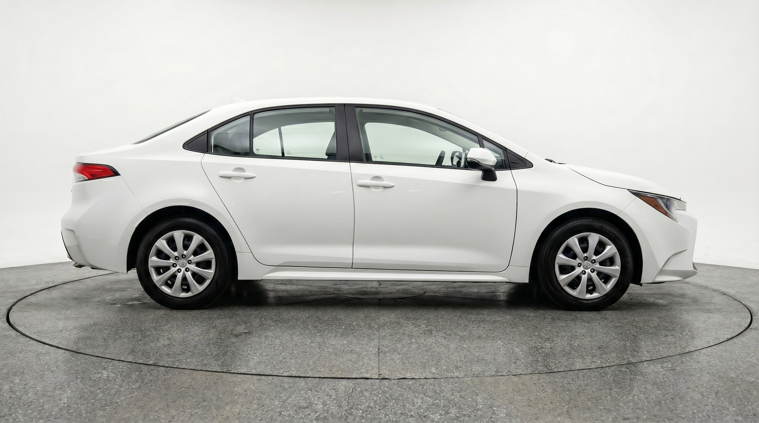 Thumbnail: 2025 Toyota Corolla - 11