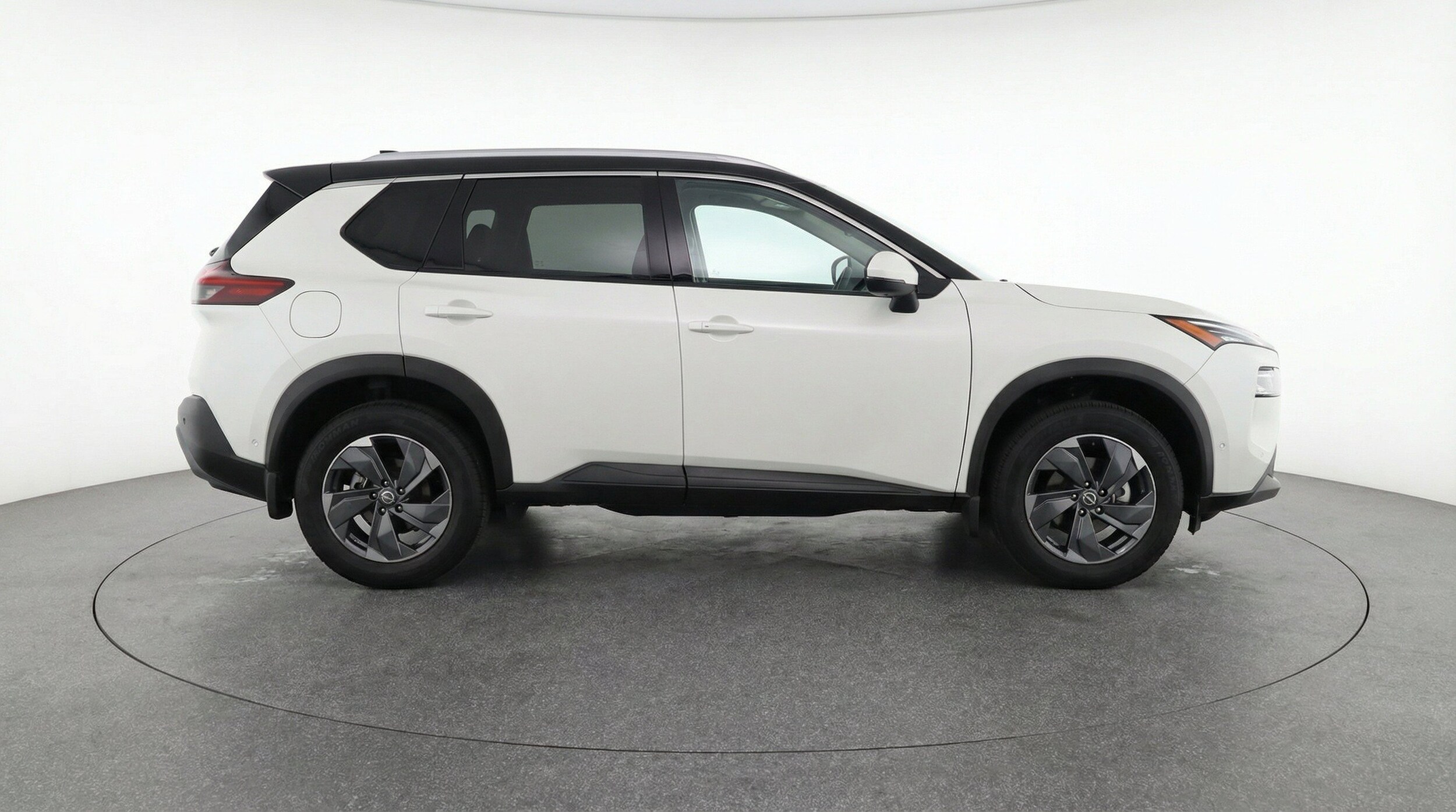 Thumbnail: 2025 Nissan Rogue - 11