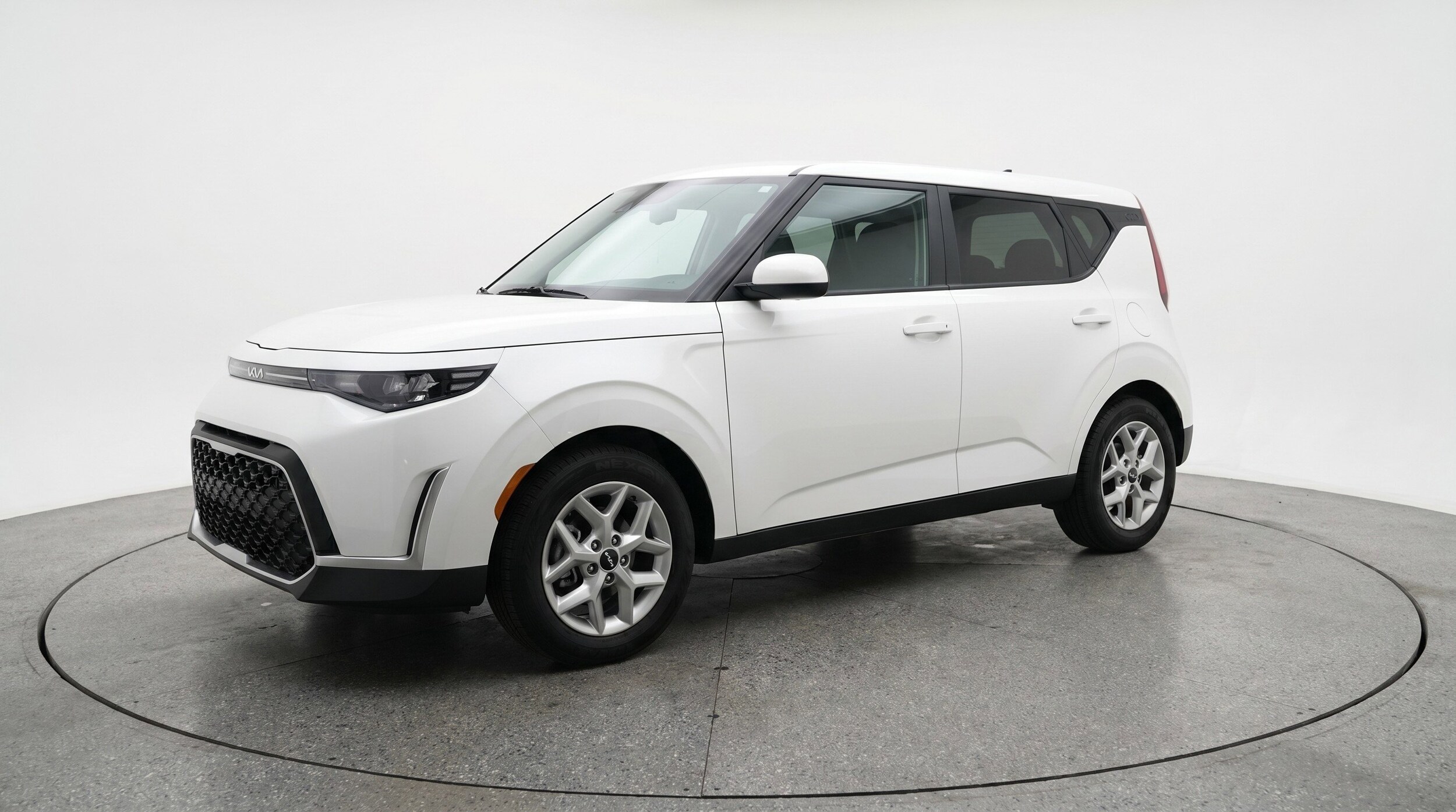Thumbnail: 2025 Kia Soul - 3