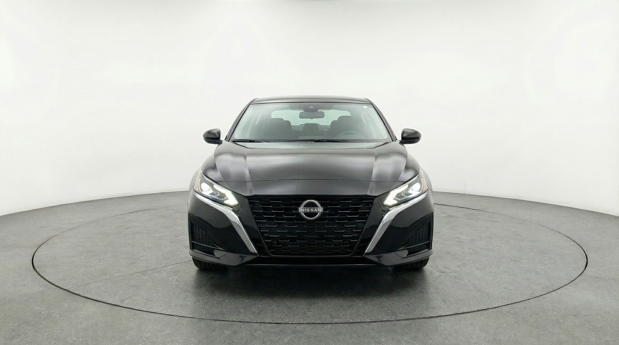 Thumbnail: 2025 Nissan Altima - 2