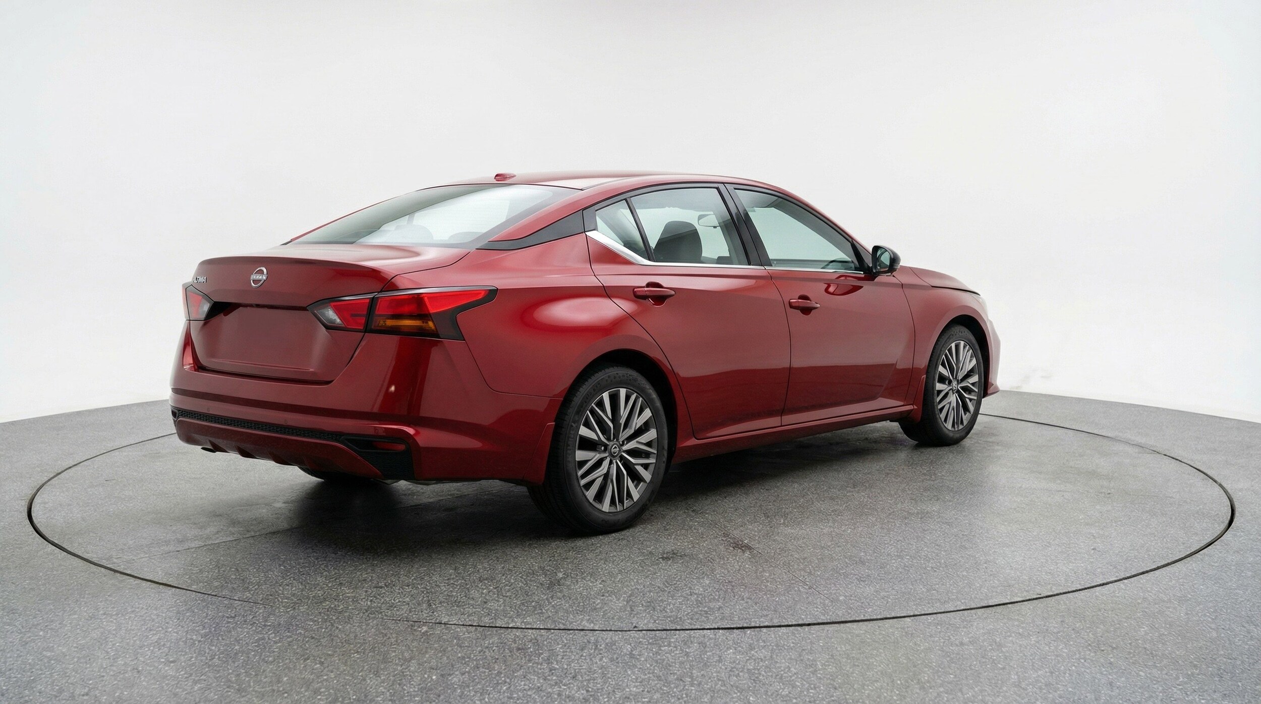 Thumbnail: 2025 Nissan Altima - 9
