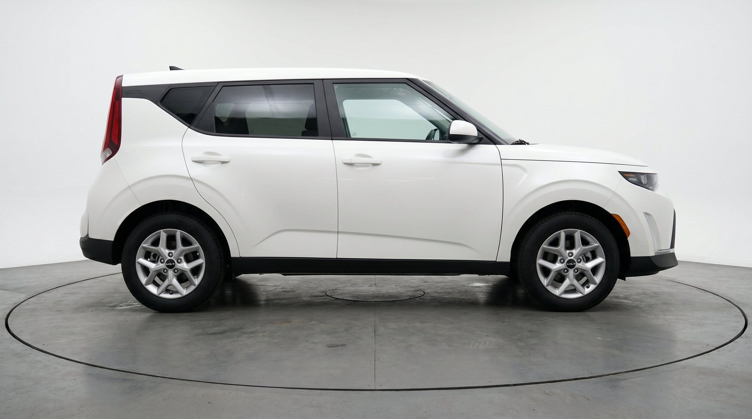 Thumbnail: 2025 Kia Soul - 11