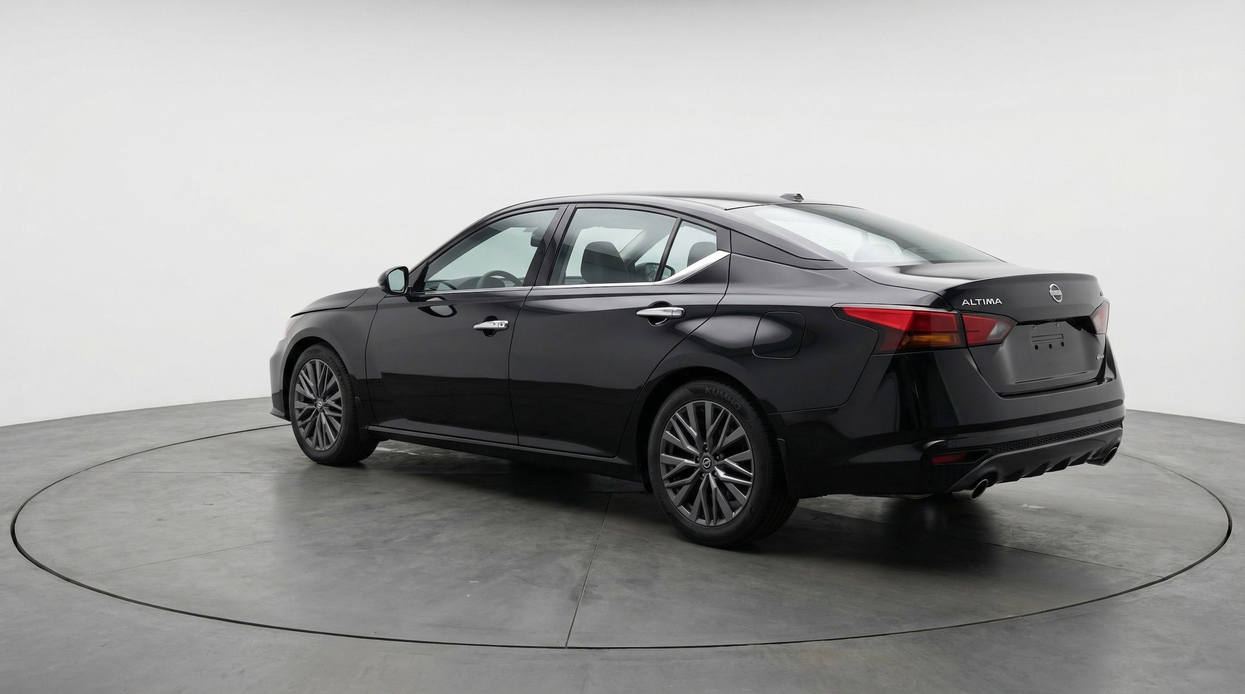 Thumbnail: 2025 Nissan Altima - 6