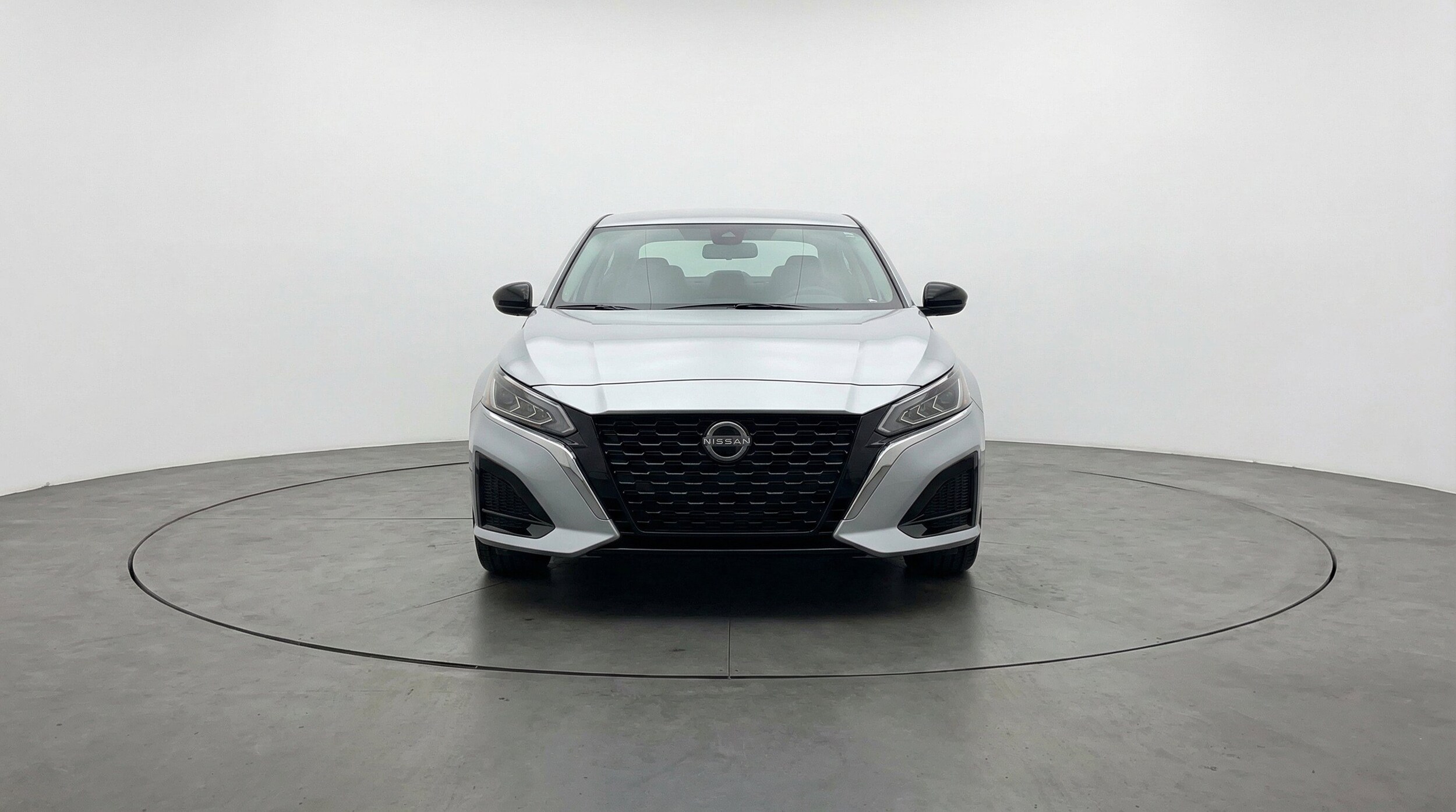 Thumbnail: 2025 Nissan Altima - 2