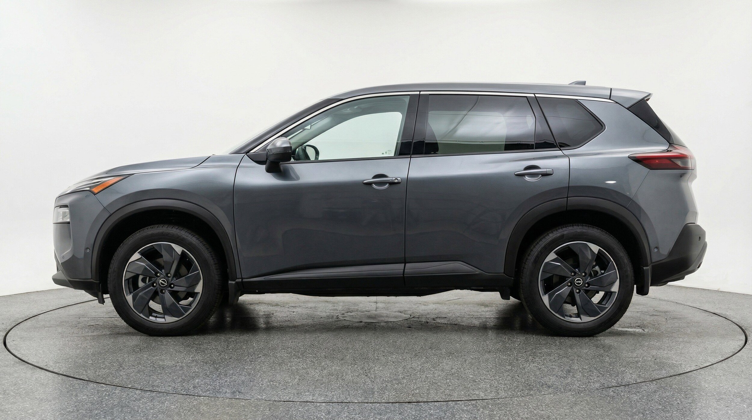Thumbnail: 2025 Nissan Rogue - 5
