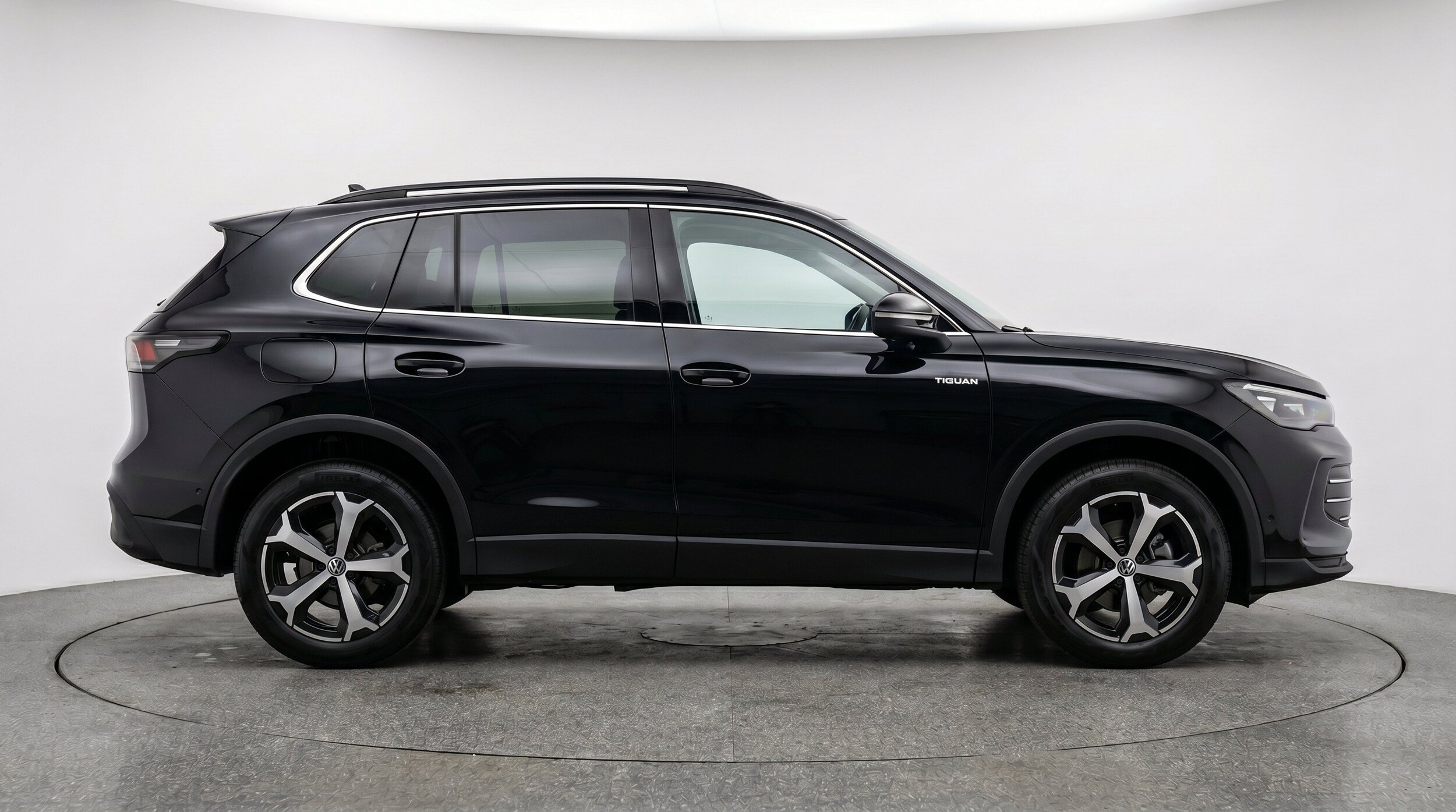 Thumbnail: 2026 Volkswagen Tiguan - 11