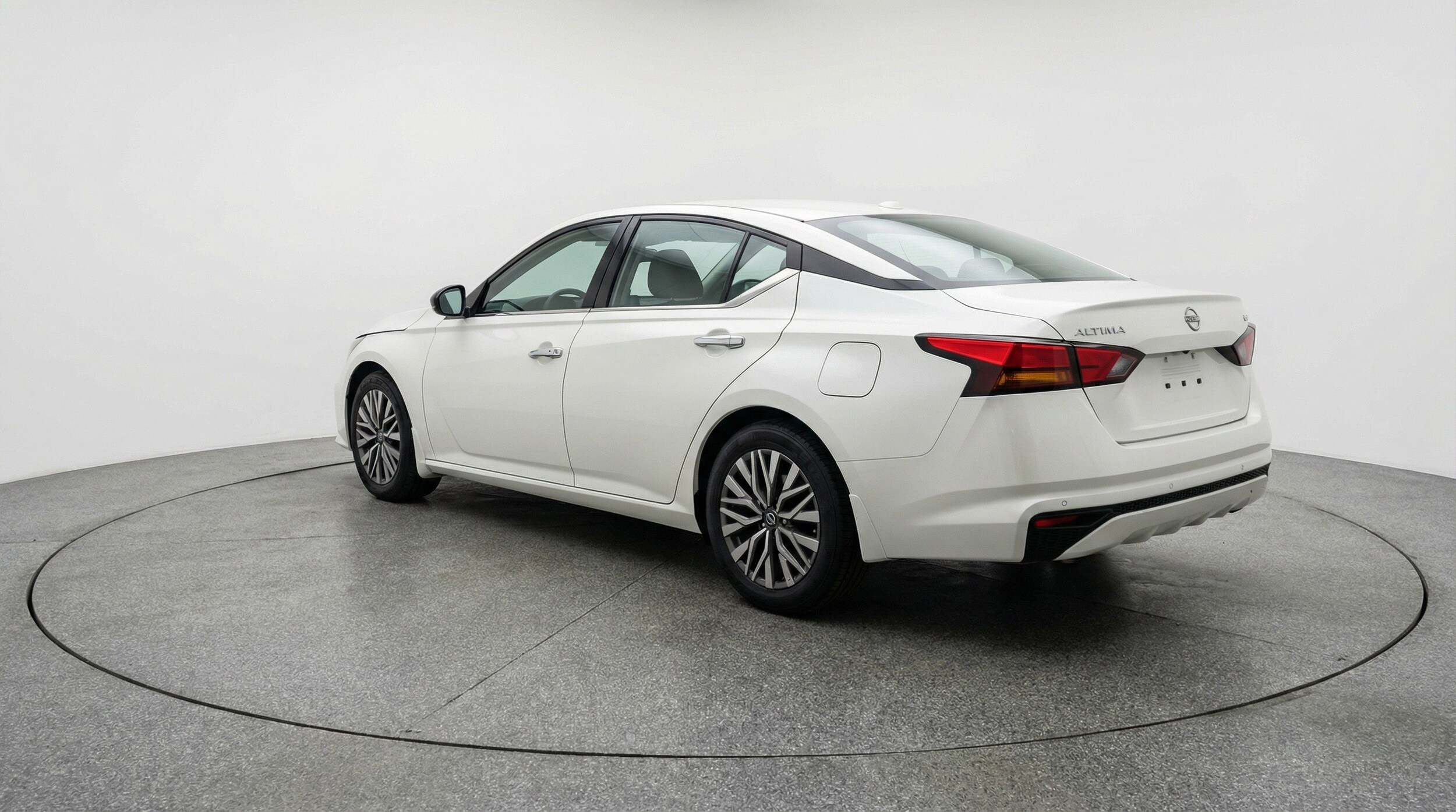 Thumbnail: 2025 Nissan Altima - 6