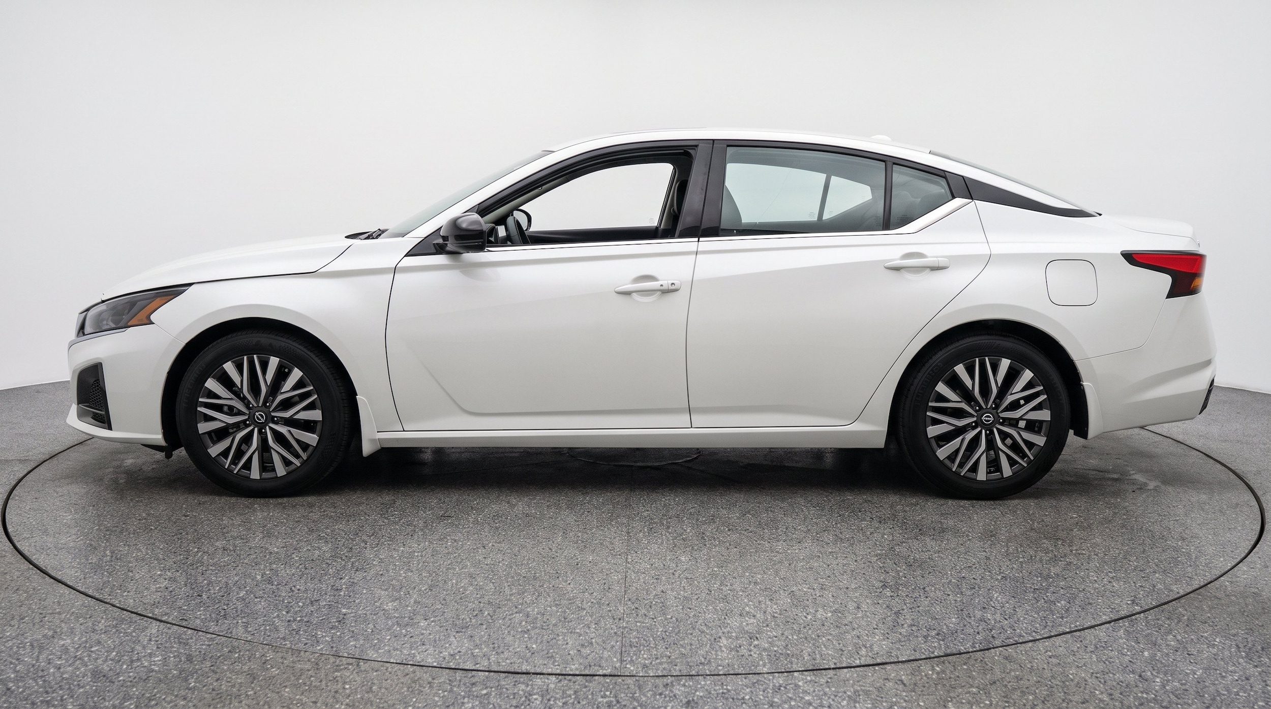 Thumbnail: 2026 Nissan Altima - 5