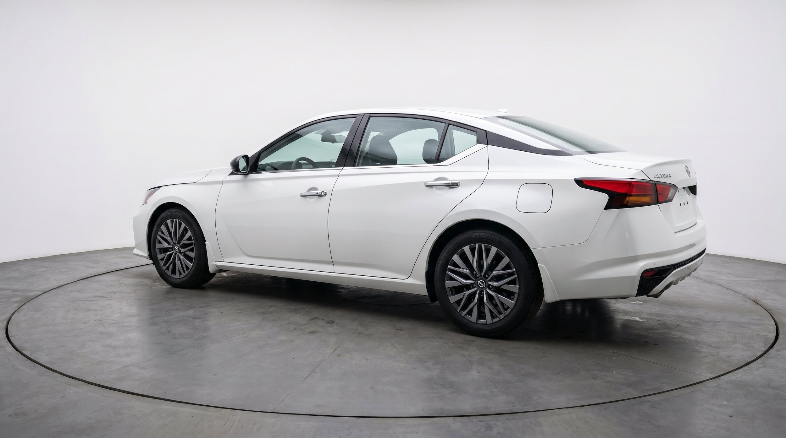 Thumbnail: 2025 Nissan Altima - 6
