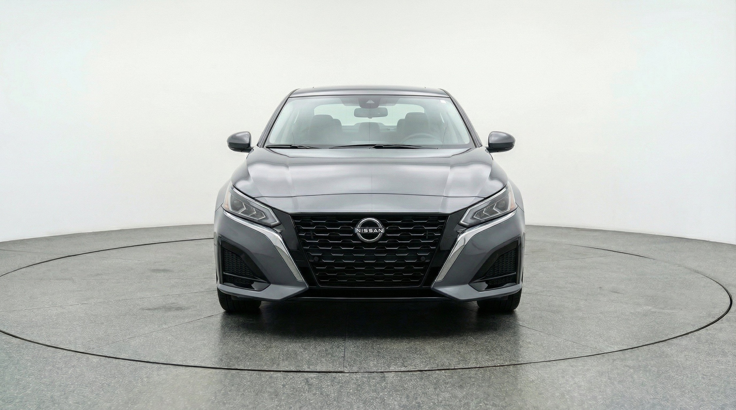 Thumbnail: 2025 Nissan Altima - 2