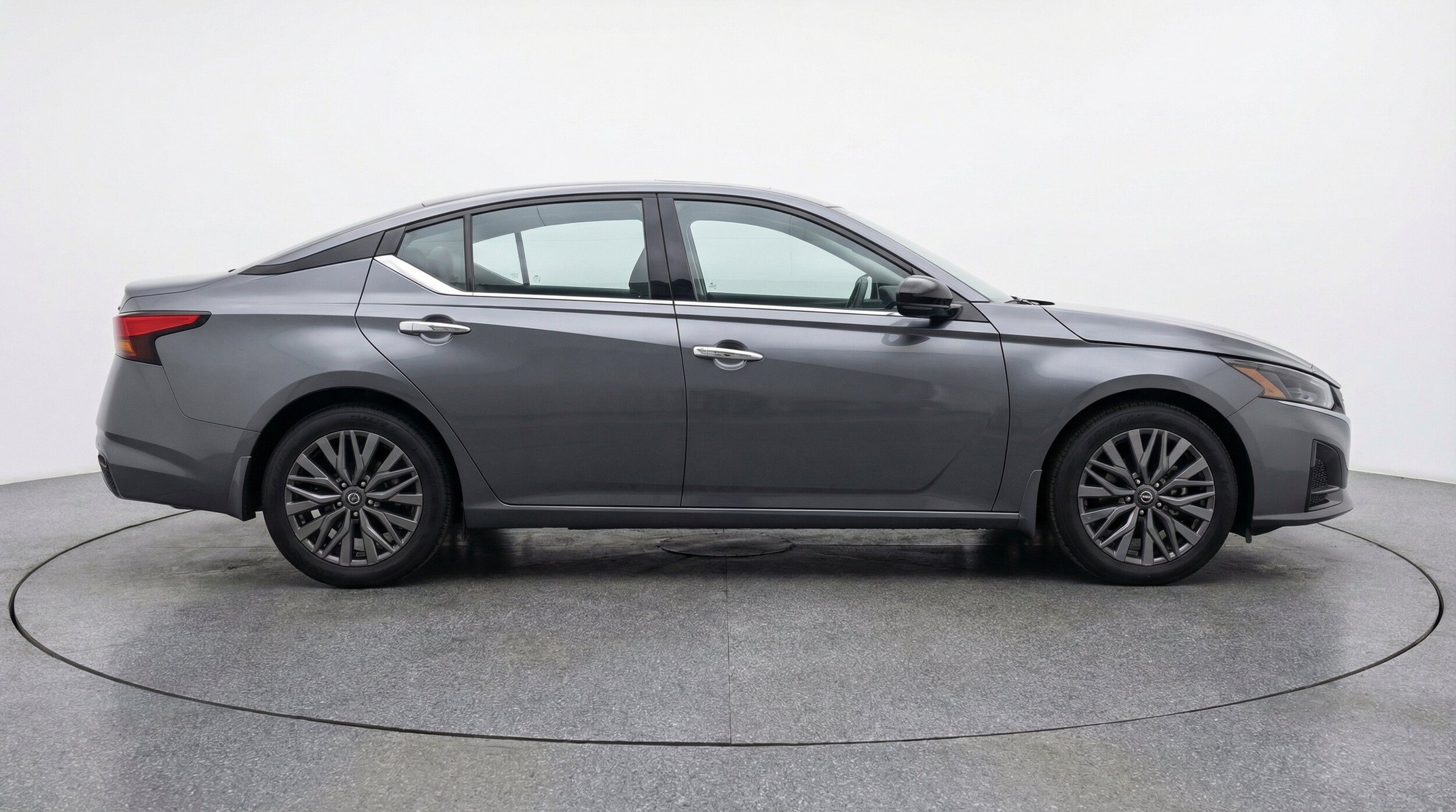 Thumbnail: 2025 Nissan Altima - 11