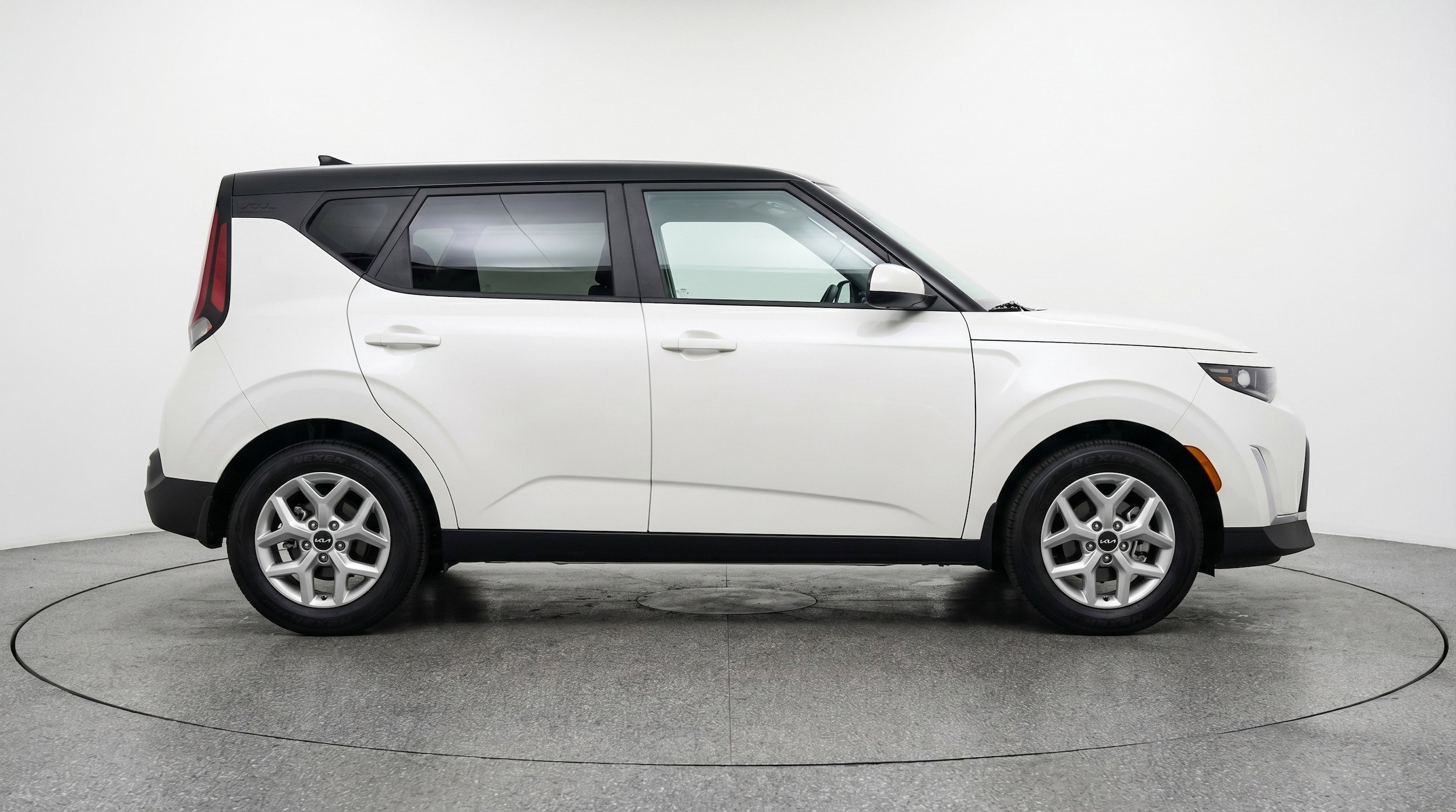 Thumbnail: 2025 Kia Soul - 11