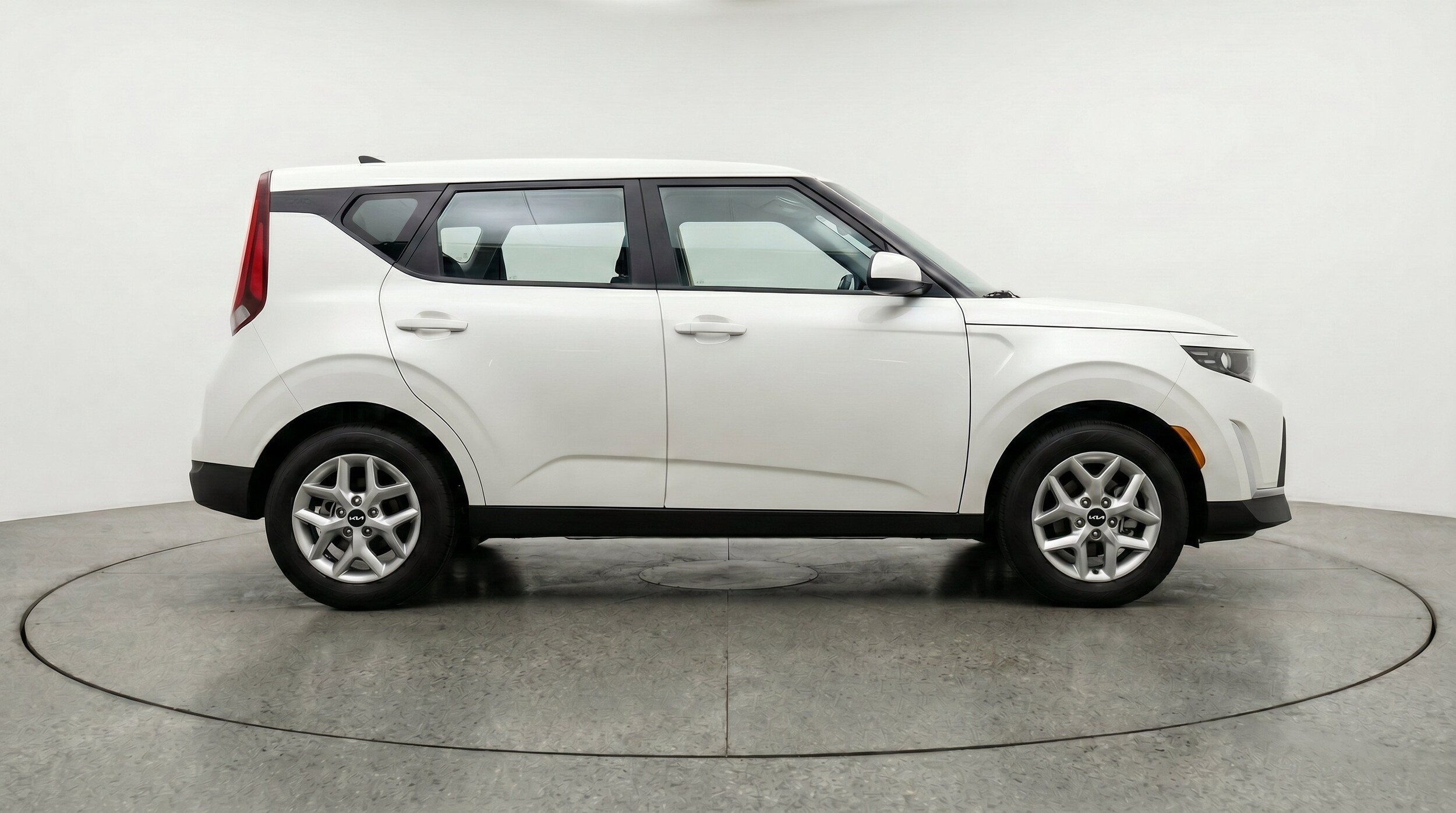 Thumbnail: 2025 Kia Soul - 11