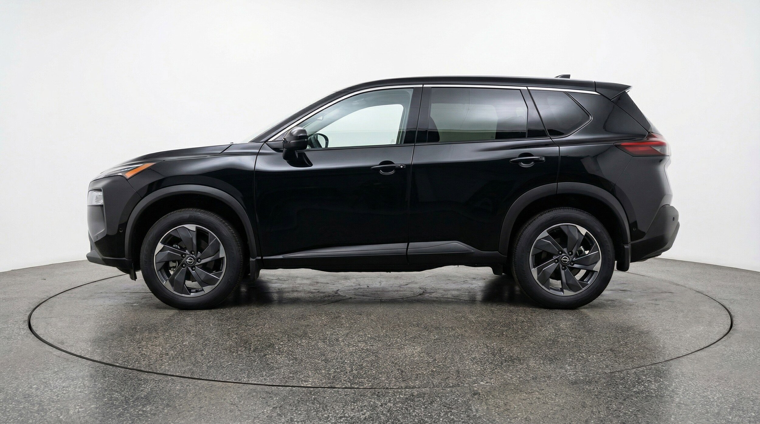 Thumbnail: 2025 Nissan Rogue - 5