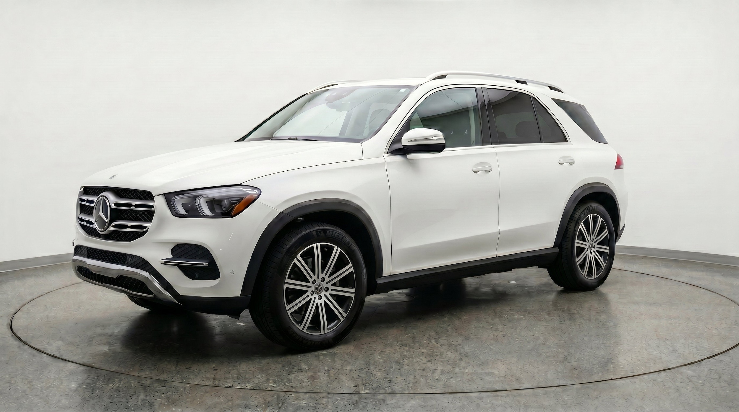 Thumbnail: 2026 Mercedes-Benz GLE - 3