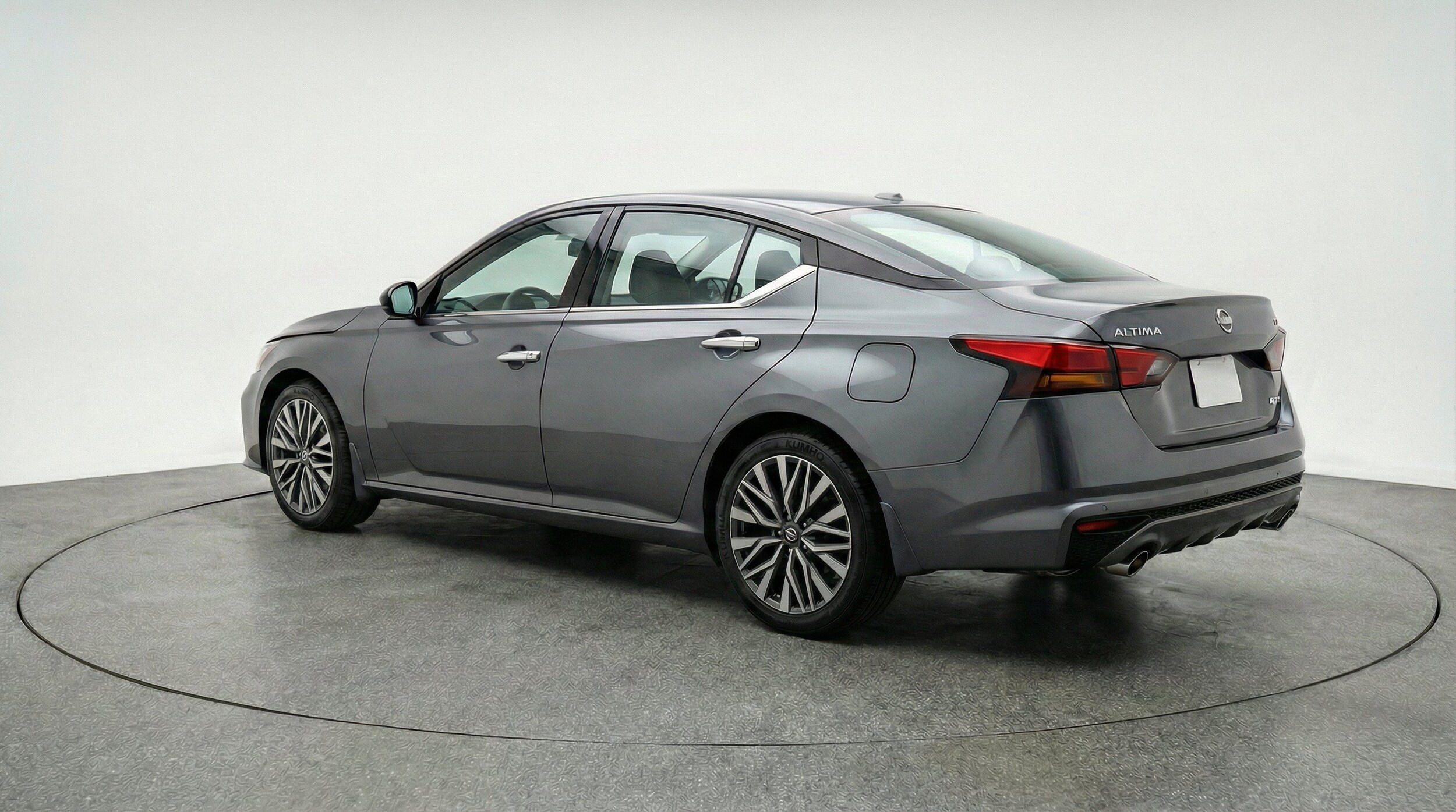 Thumbnail: 2025 Nissan Altima - 6